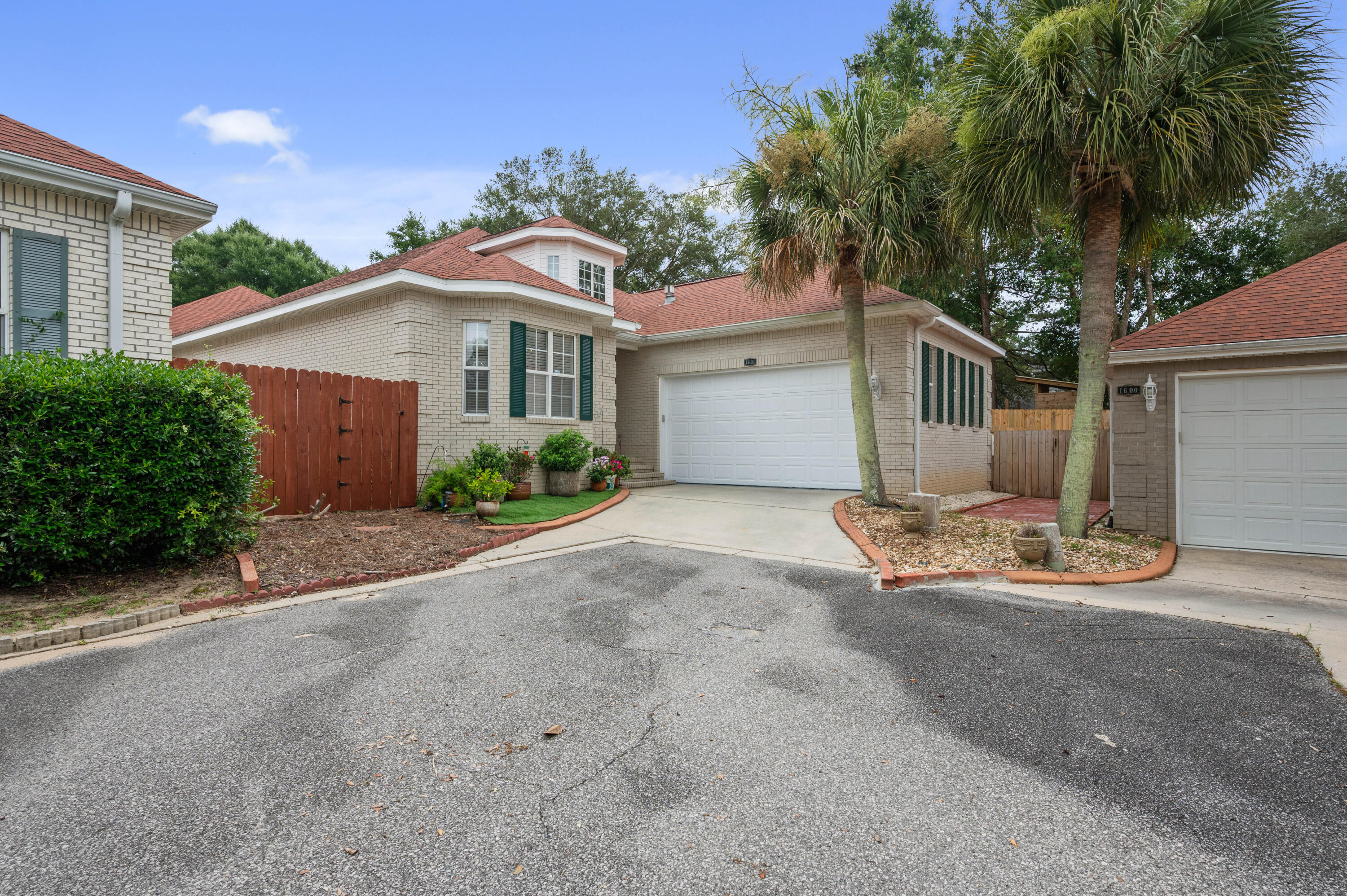 MEDITERRANEAN VILLAGE AT BLUEWATER BAY - Residential