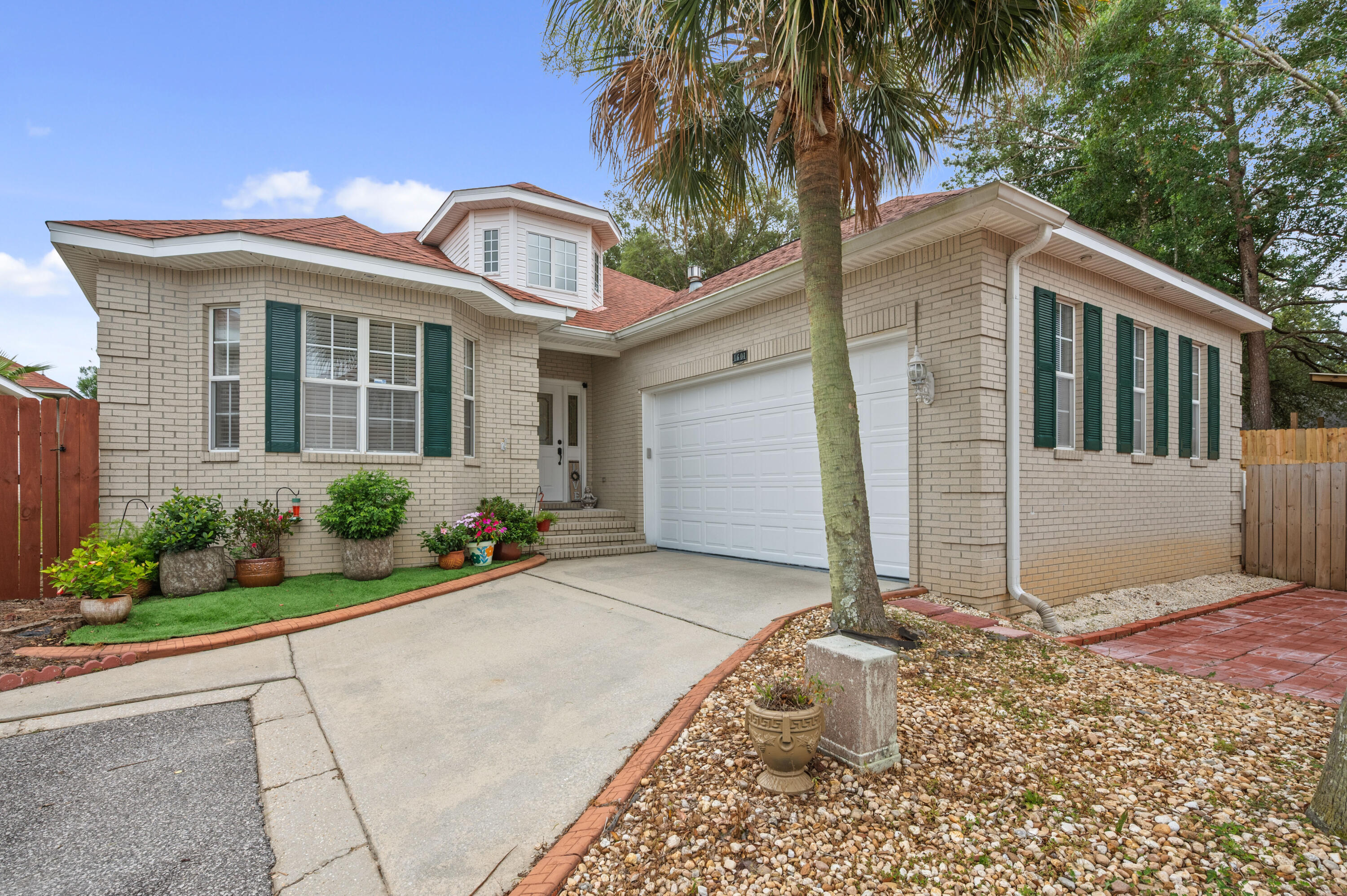 MEDITERRANEAN VILLAGE AT BLUEWATER BAY - Residential