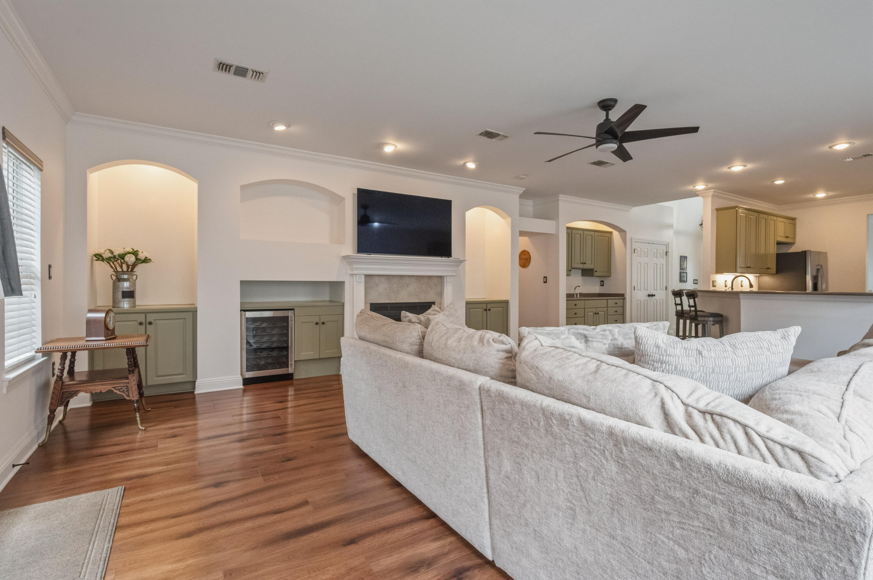 MEDITERRANEAN VILLAGE AT BLUEWATER BAY - Residential