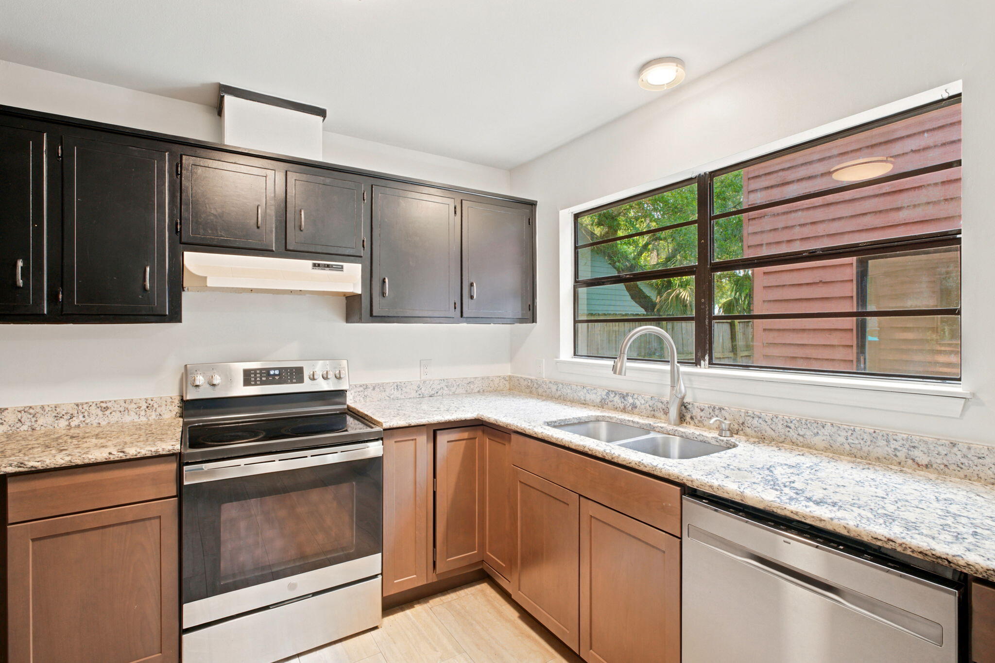 SANDPIPER VILLAGE - Residential