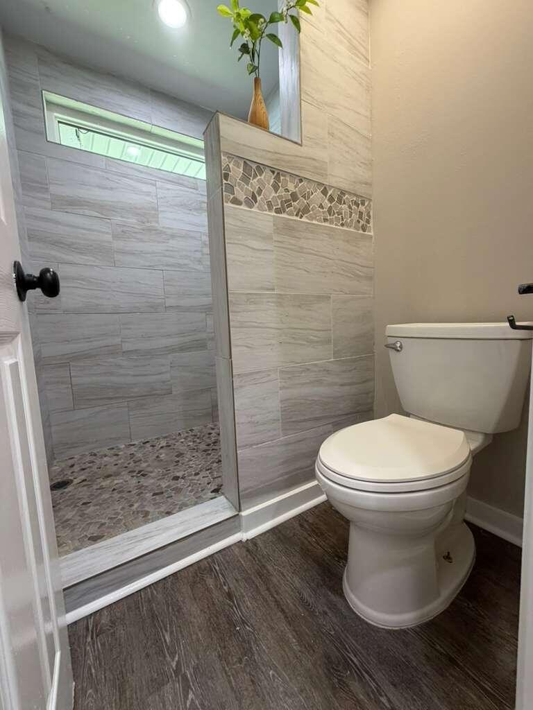 HOLLEY BY THE SEA - Residential