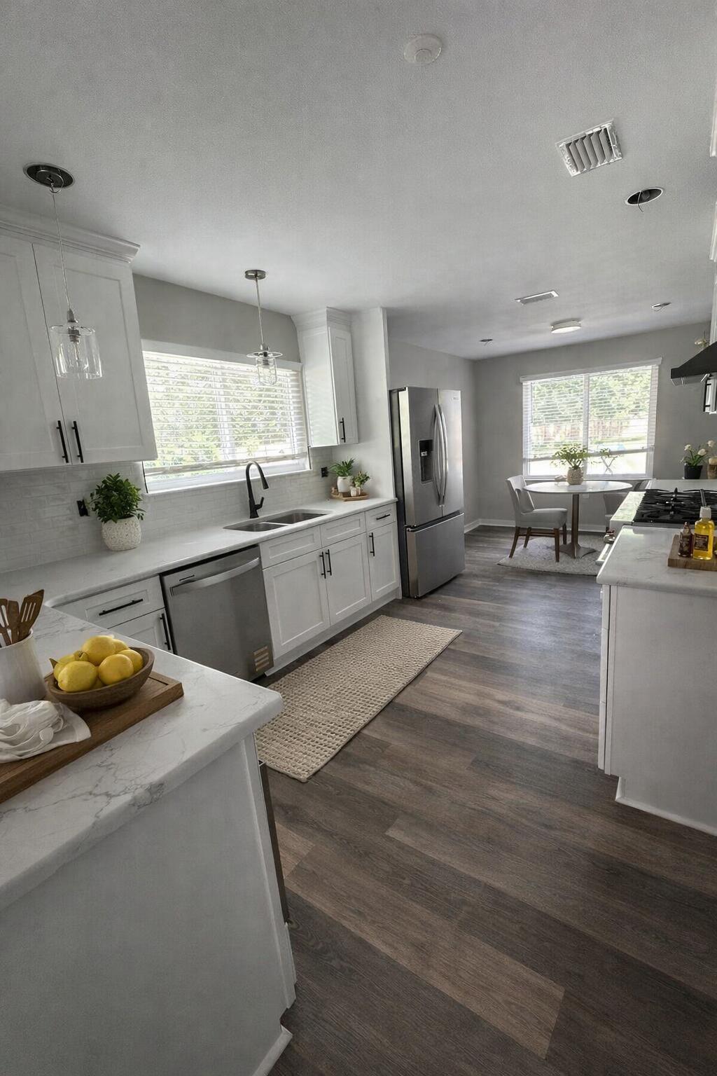 HOLLEY BY THE SEA - Residential