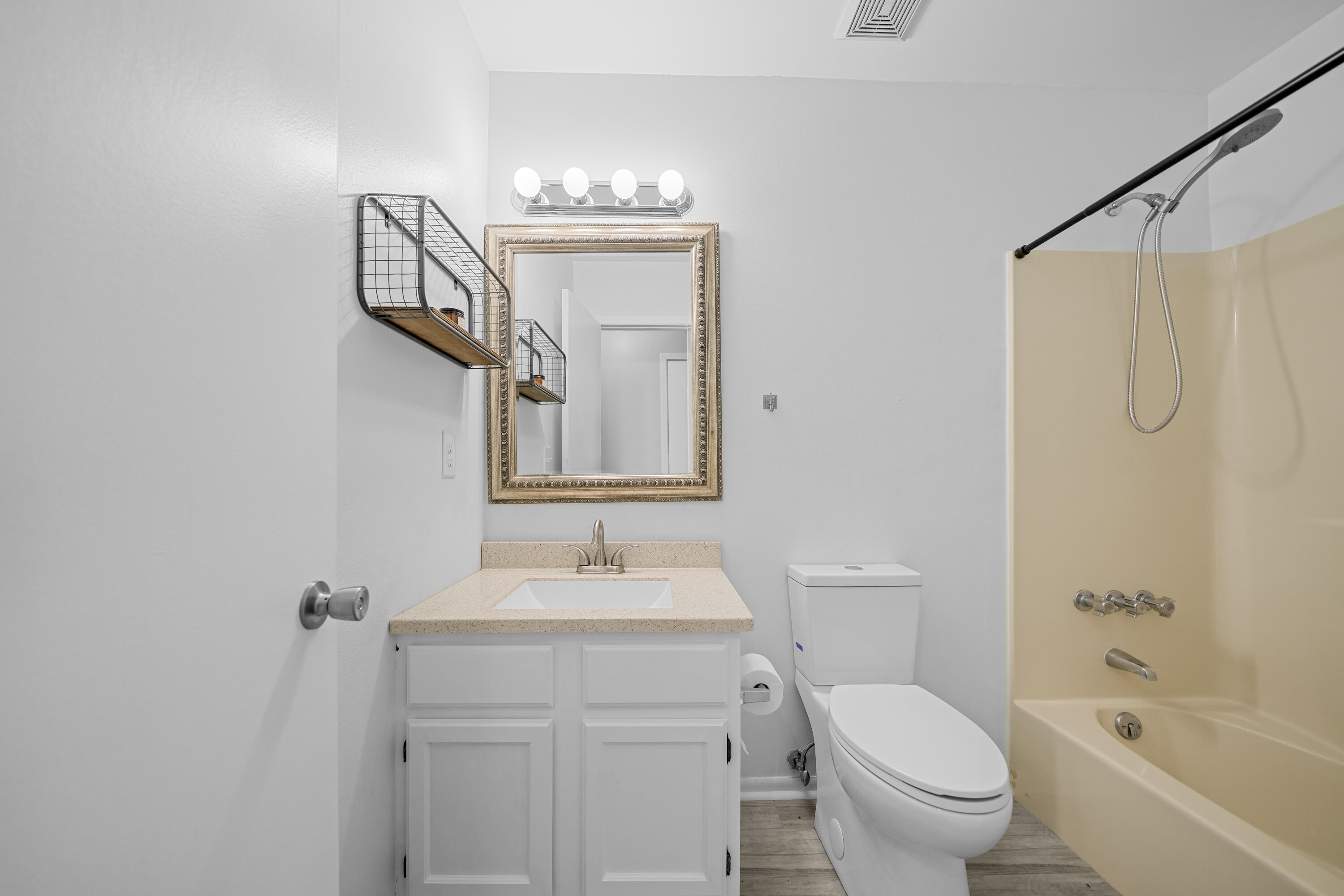 HIDDEN TRAILS PH 1 - Residential