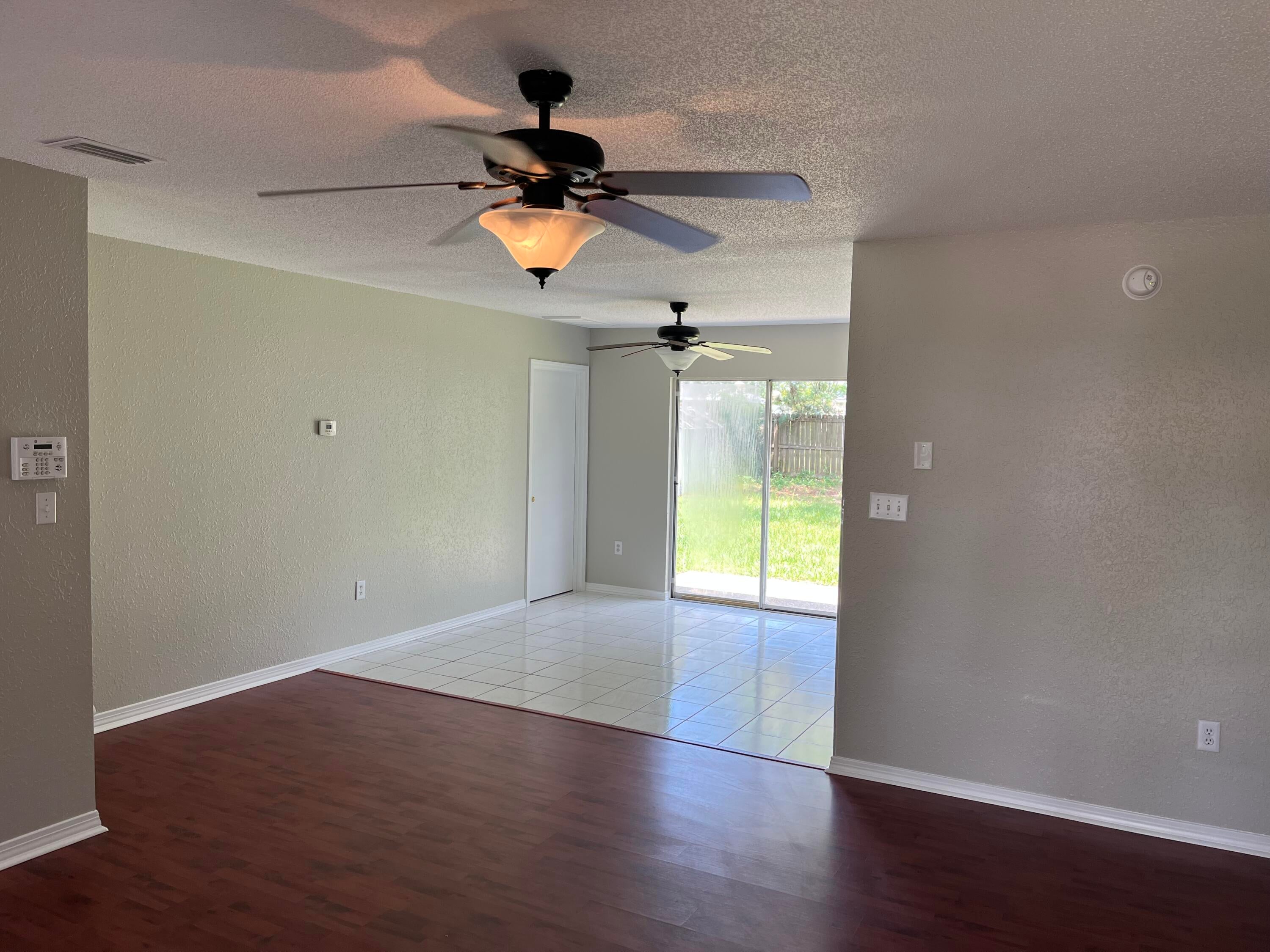 SHOAL TERRACE ESTATES - Residential Lease