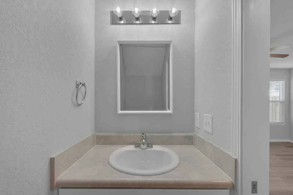 ANASTASIA MANOR T/H - Residential Lease