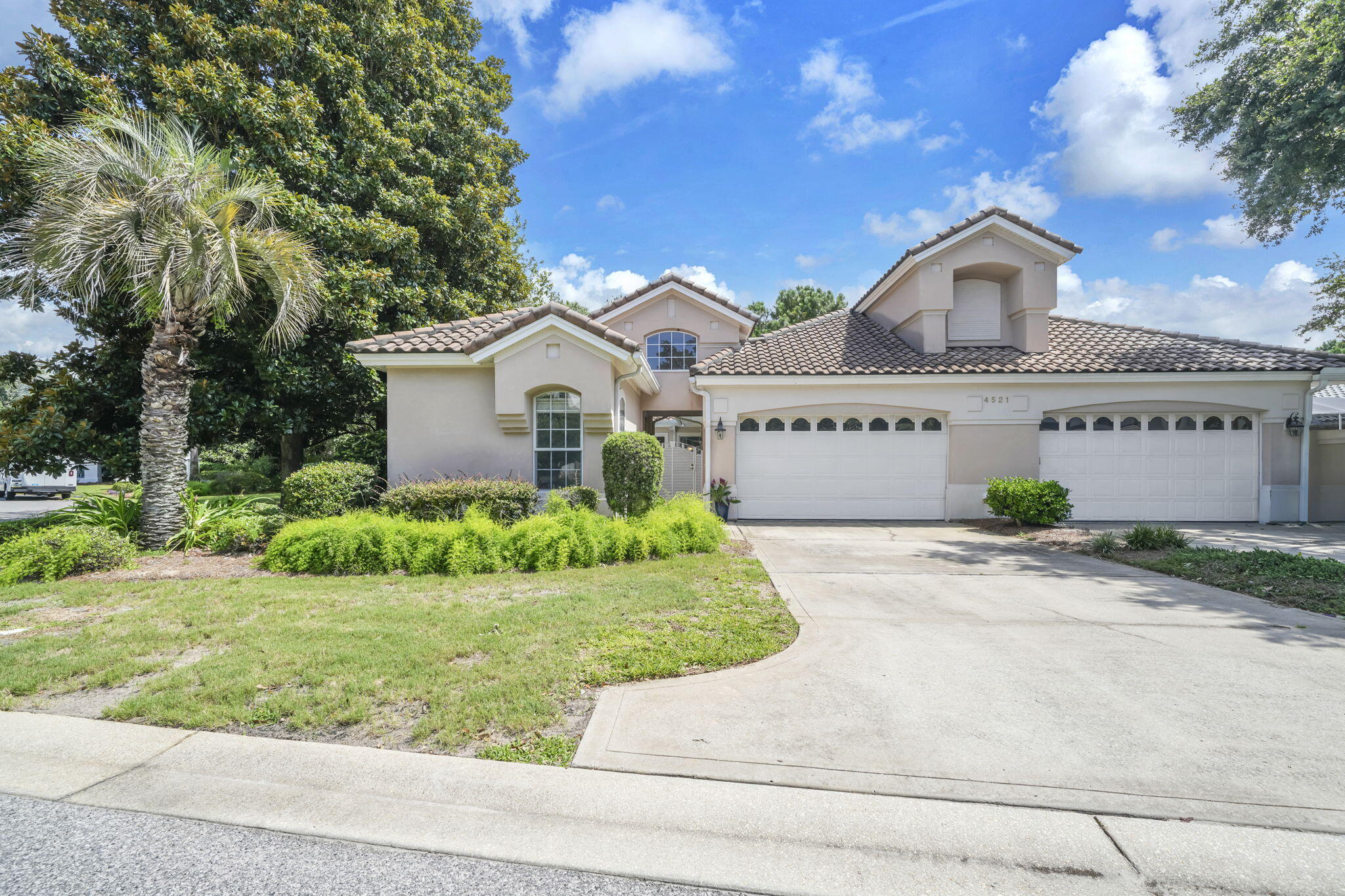 REGATTA BAY PATIO HOMES - Residential