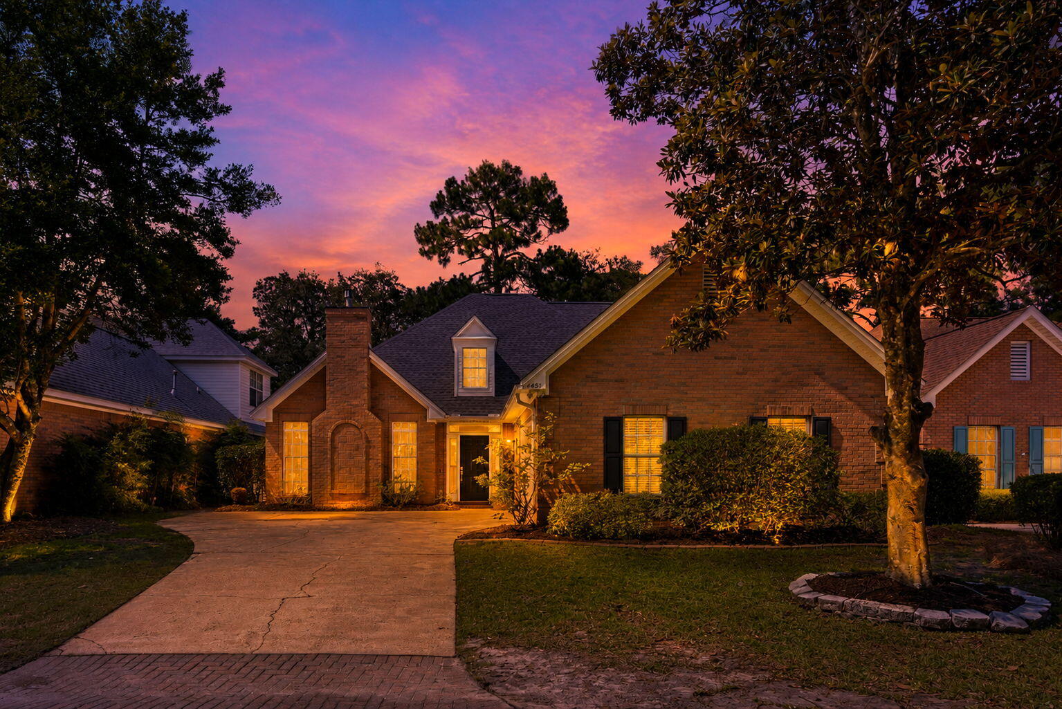 TURNBERRY PLACE - Residential