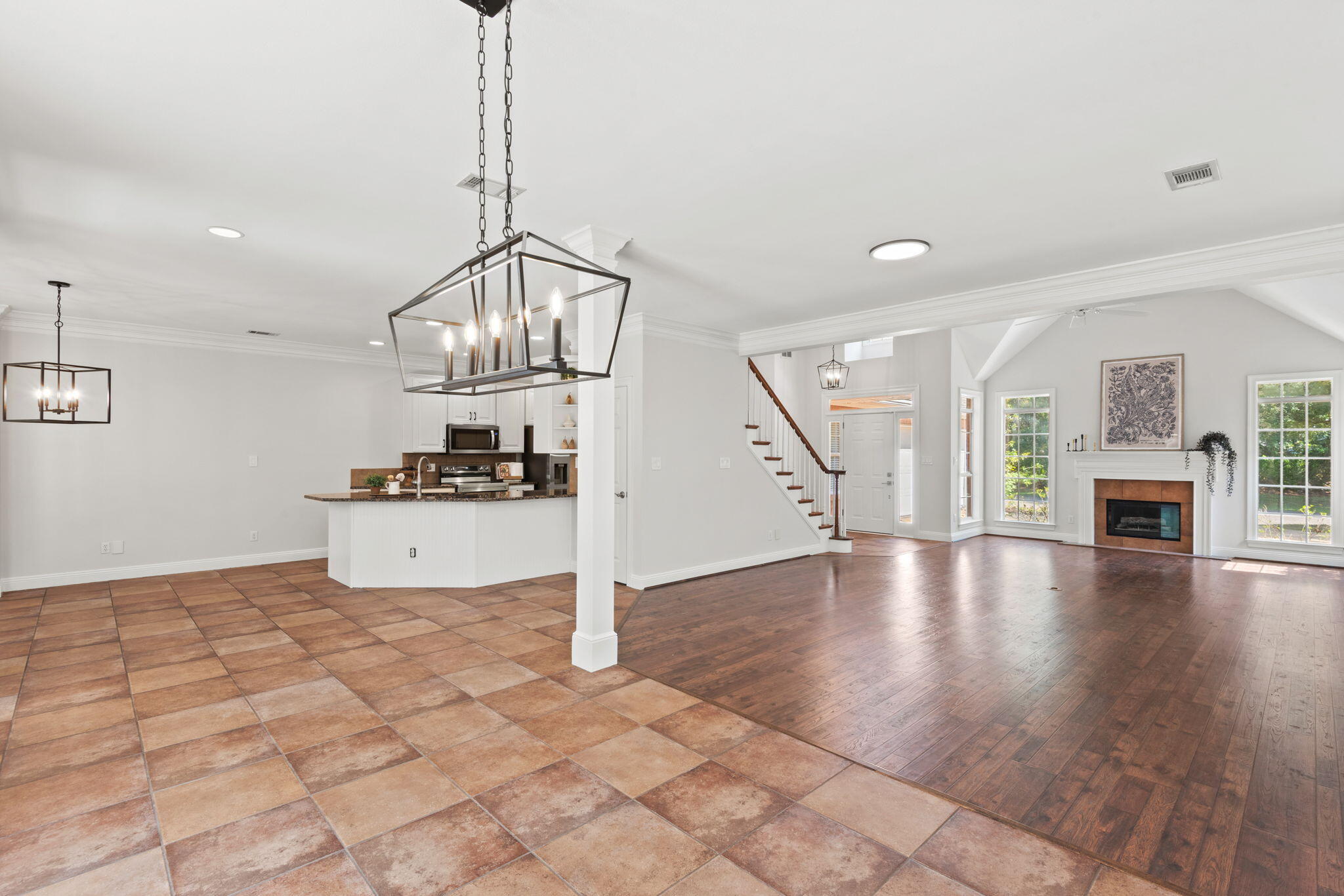 TURNBERRY PLACE - Residential