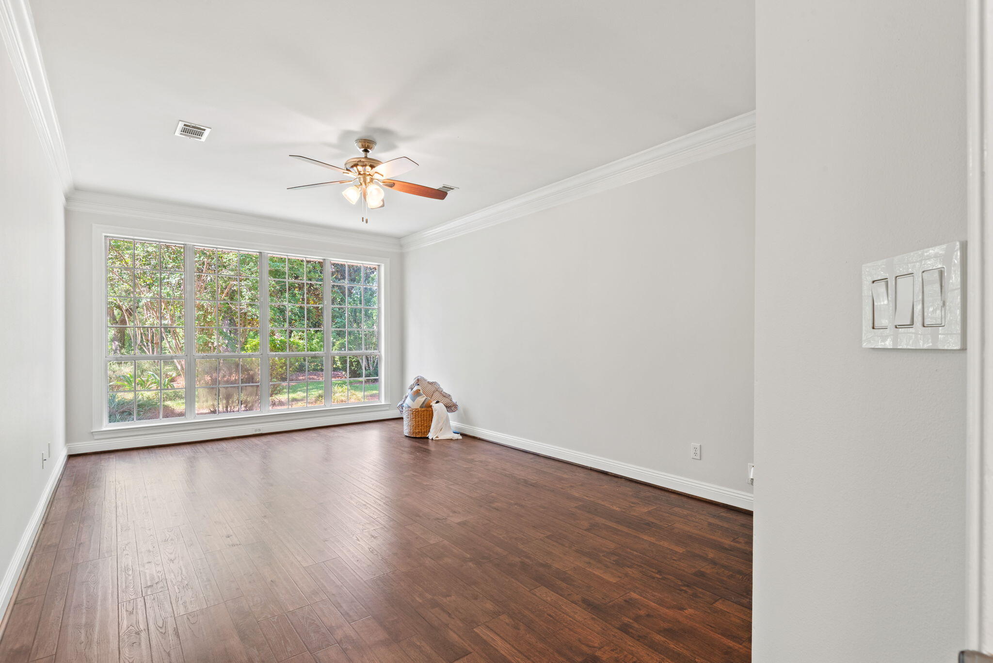 TURNBERRY PLACE - Residential