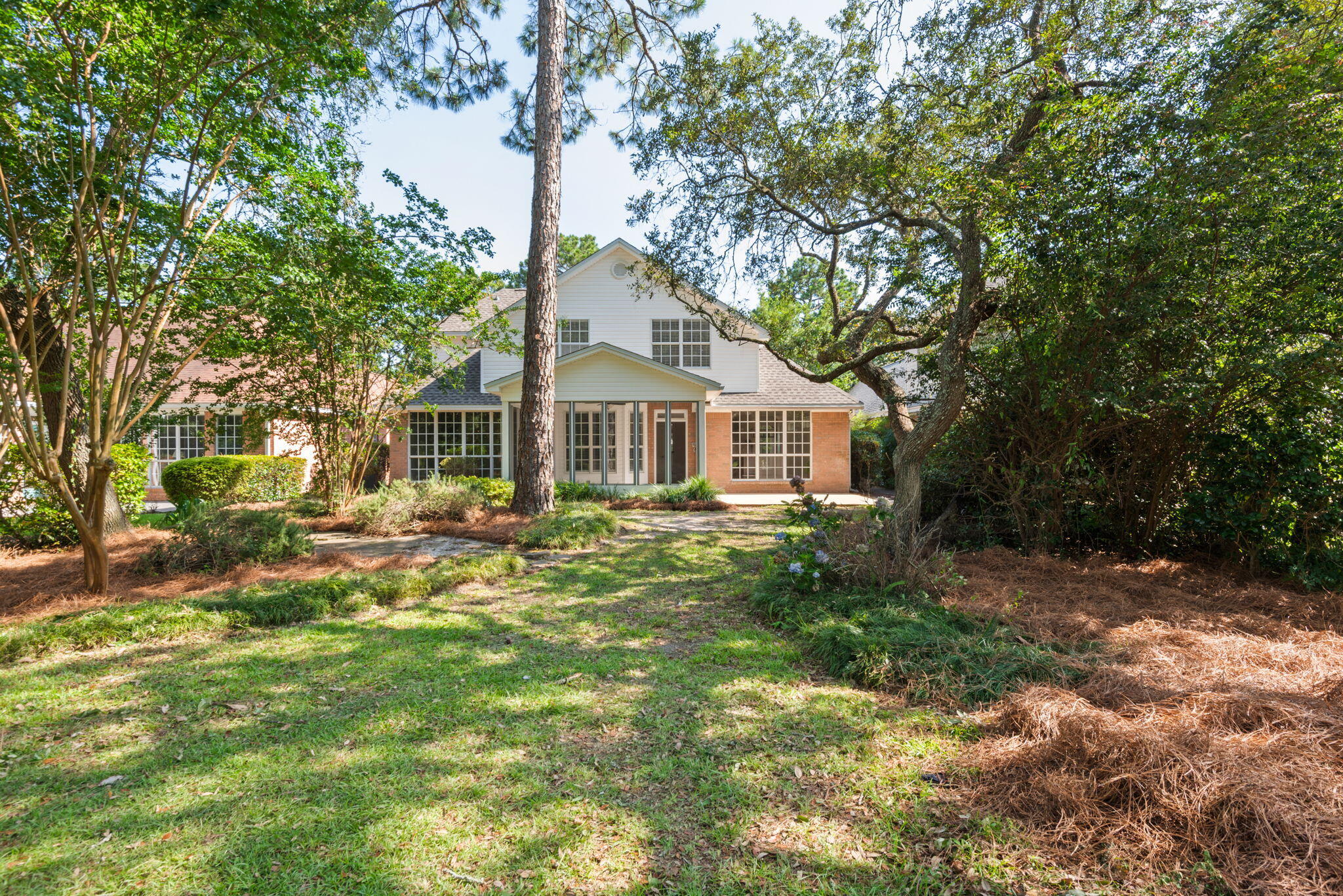 TURNBERRY PLACE - Residential