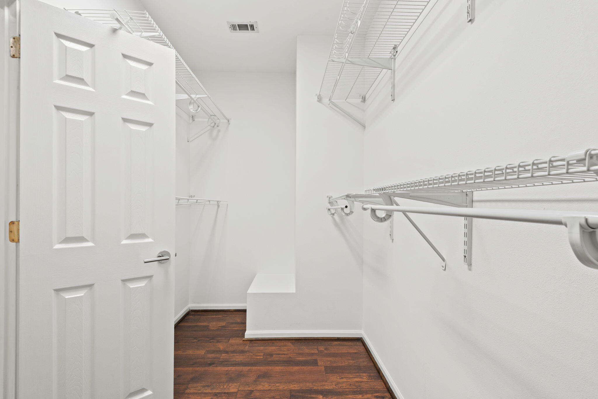 TURNBERRY PLACE - Residential