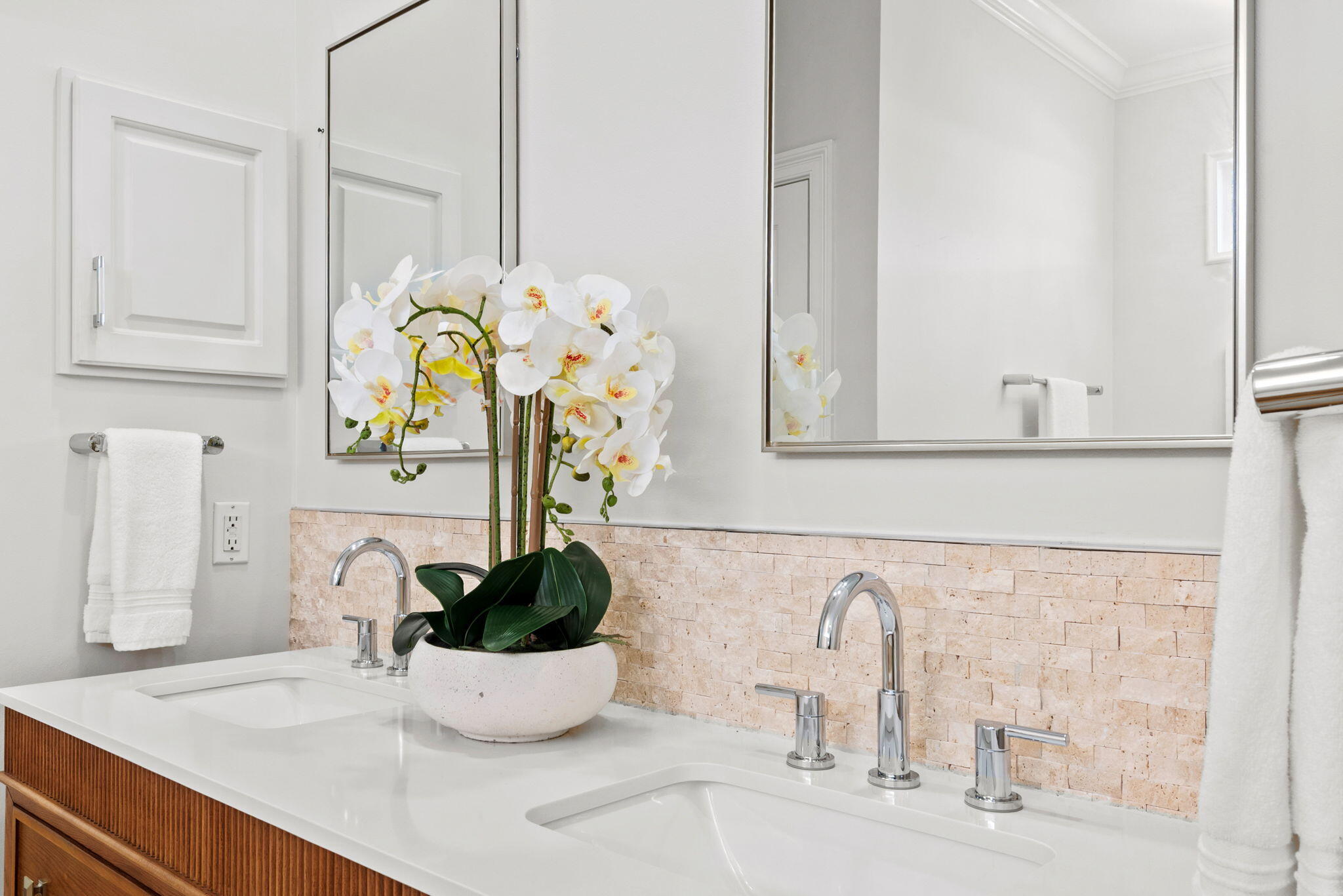 TURNBERRY PLACE - Residential