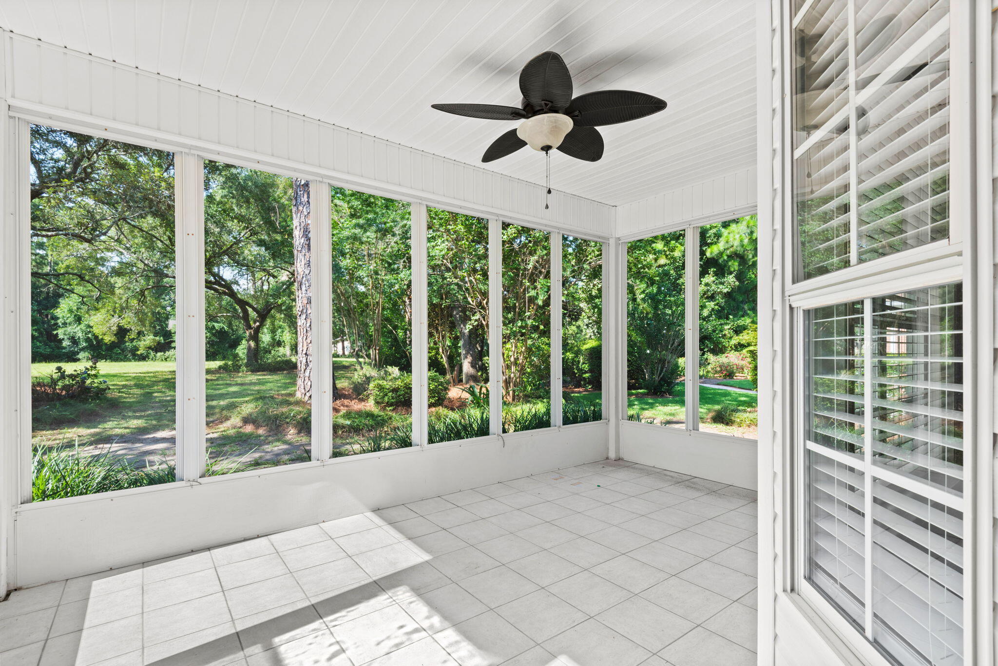 TURNBERRY PLACE - Residential