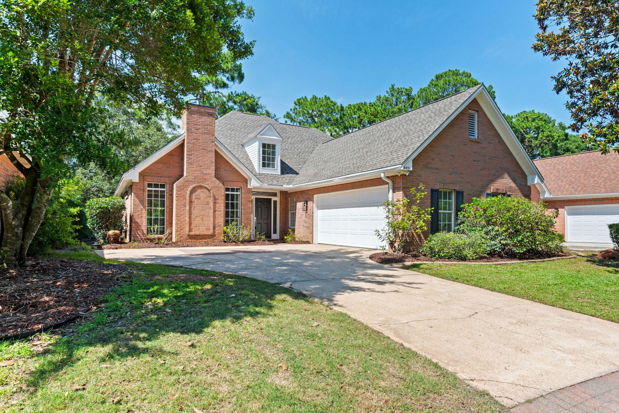 TURNBERRY PLACE - Residential