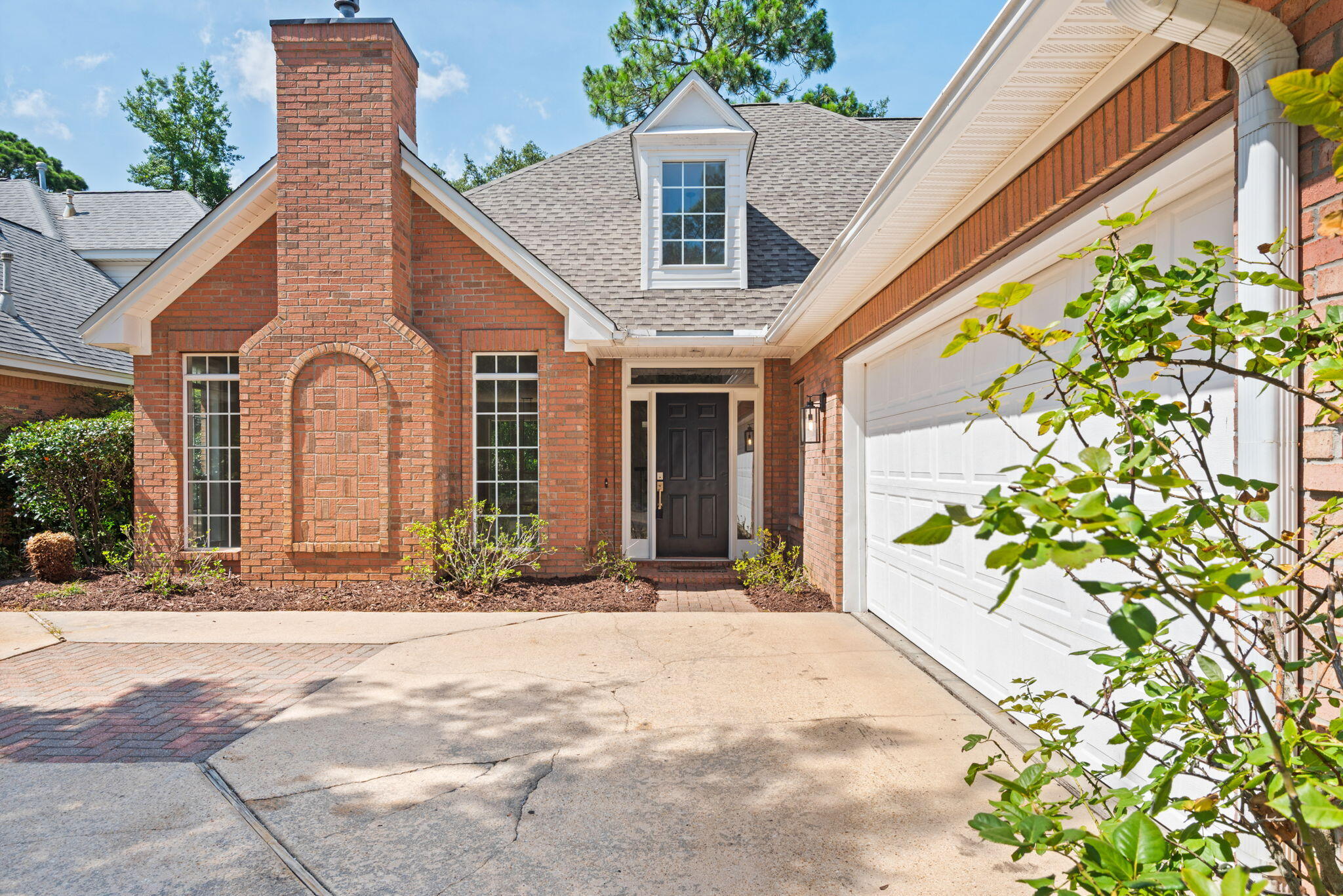 TURNBERRY PLACE - Residential