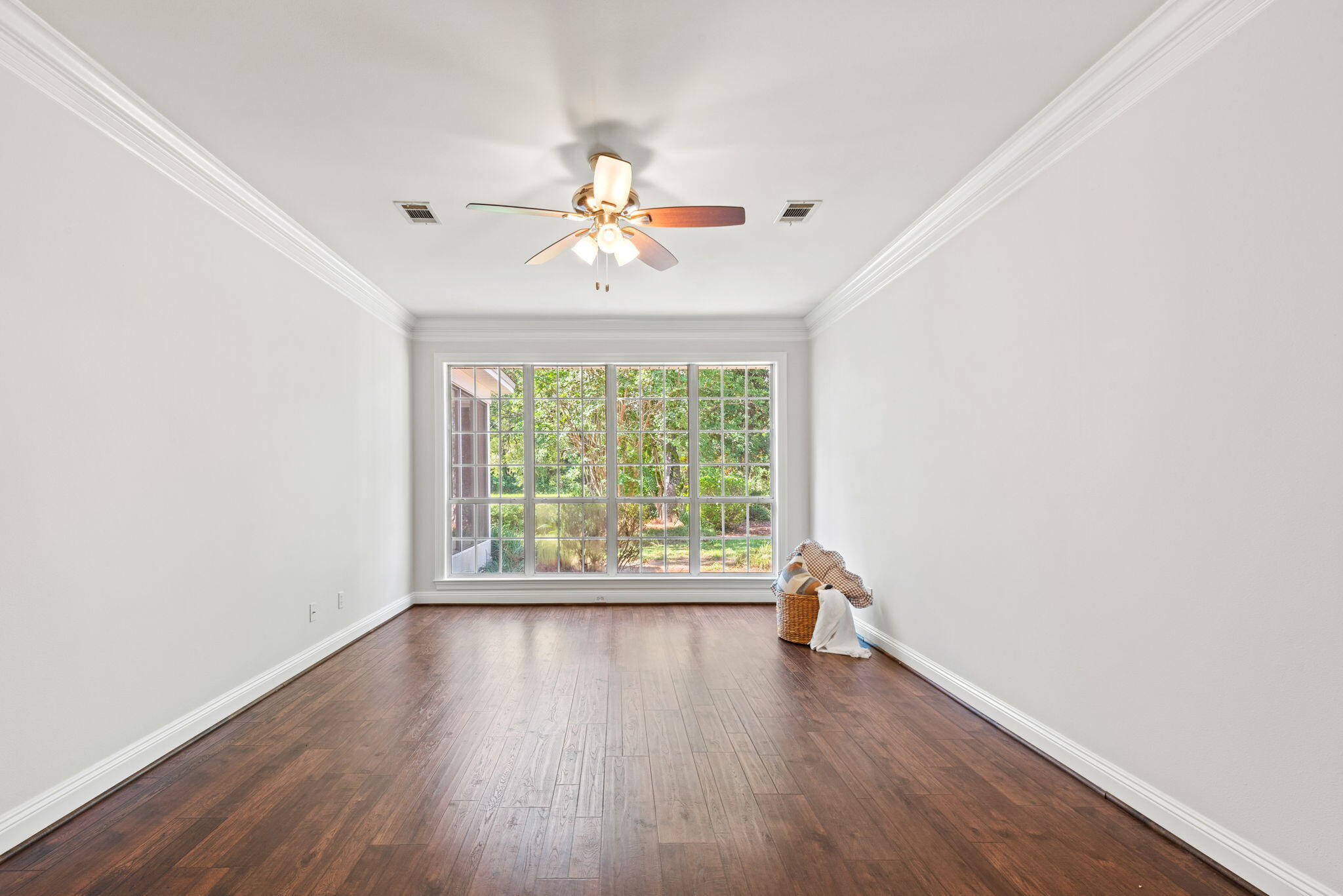 TURNBERRY PLACE - Residential