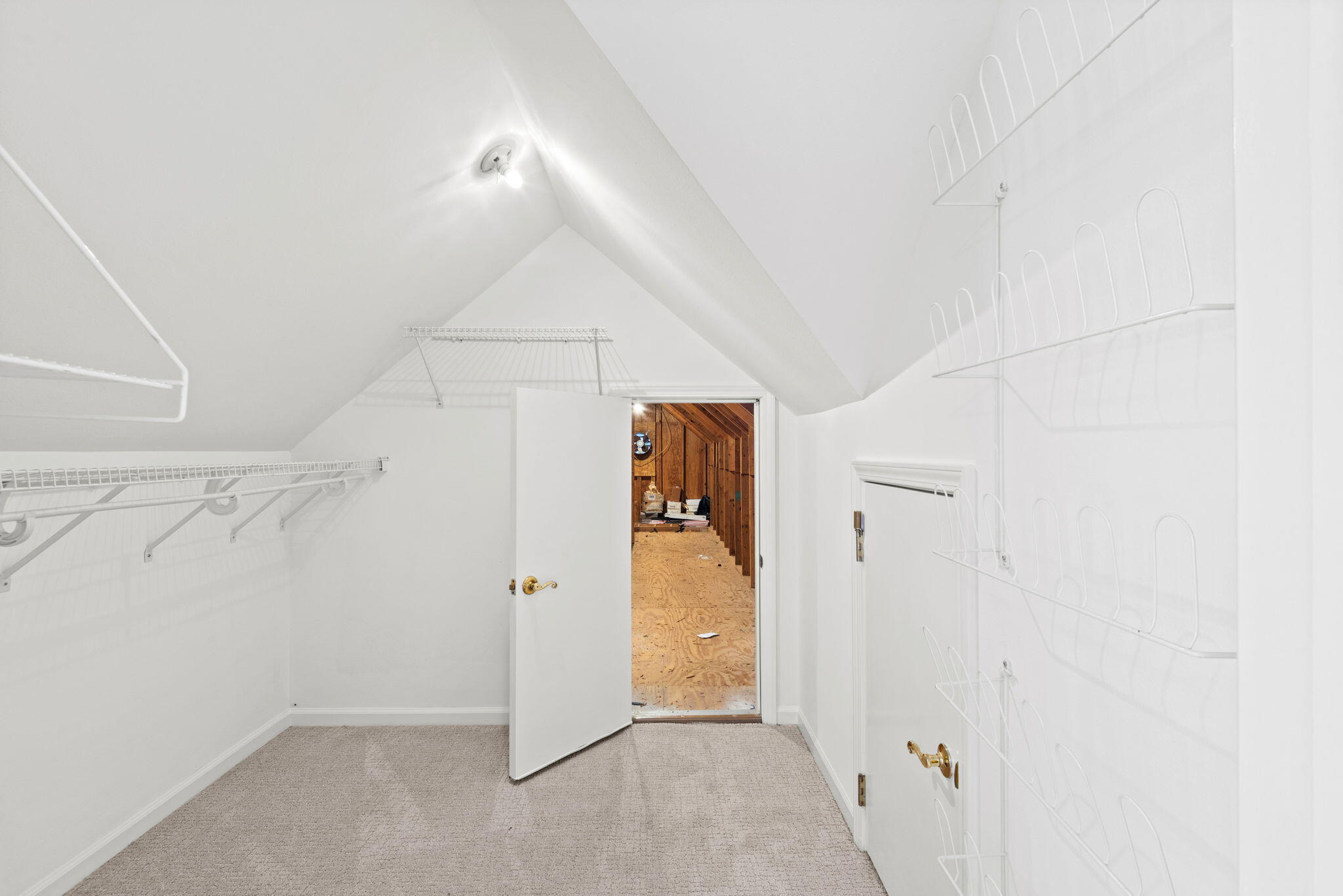 TURNBERRY PLACE - Residential