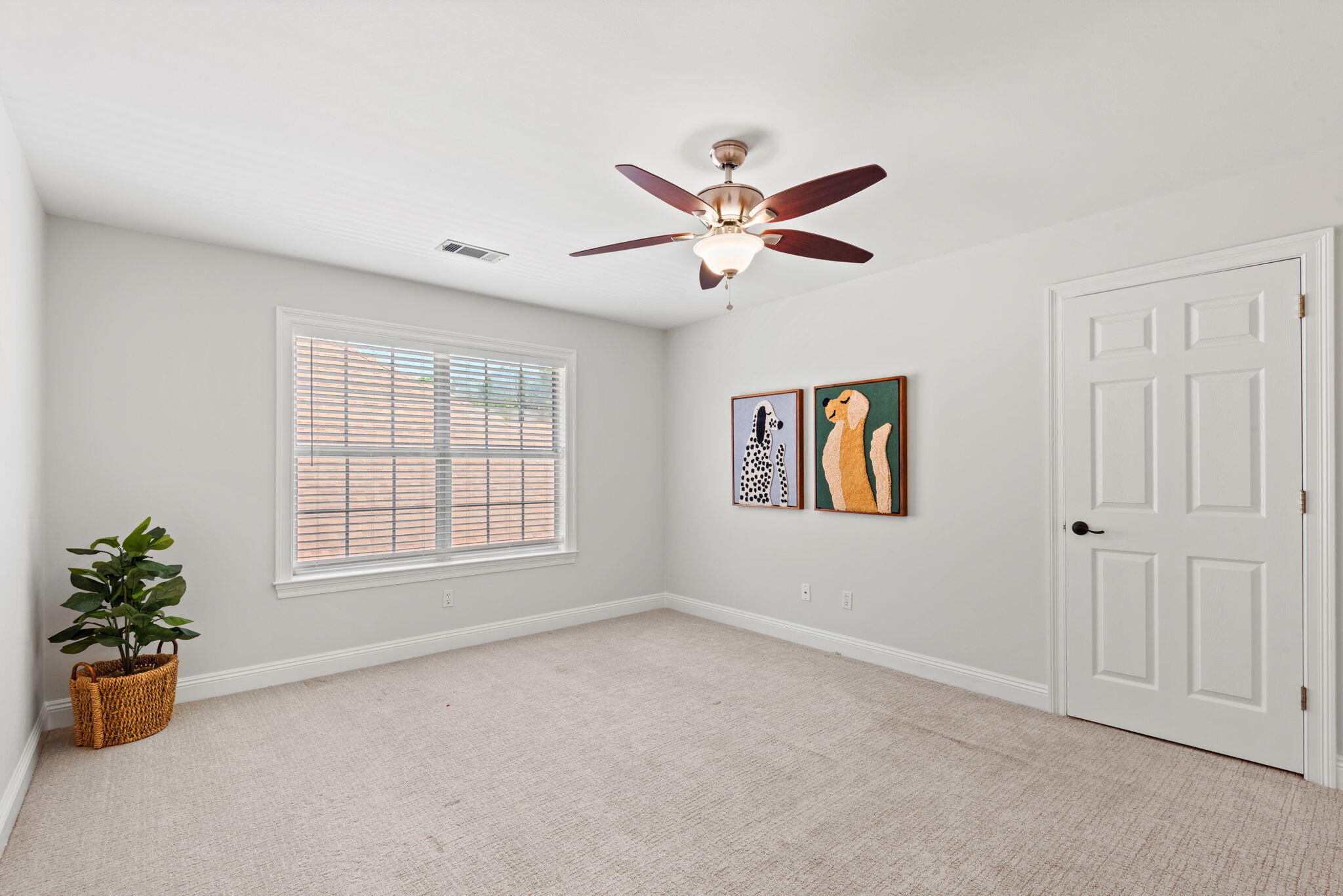 TURNBERRY PLACE - Residential