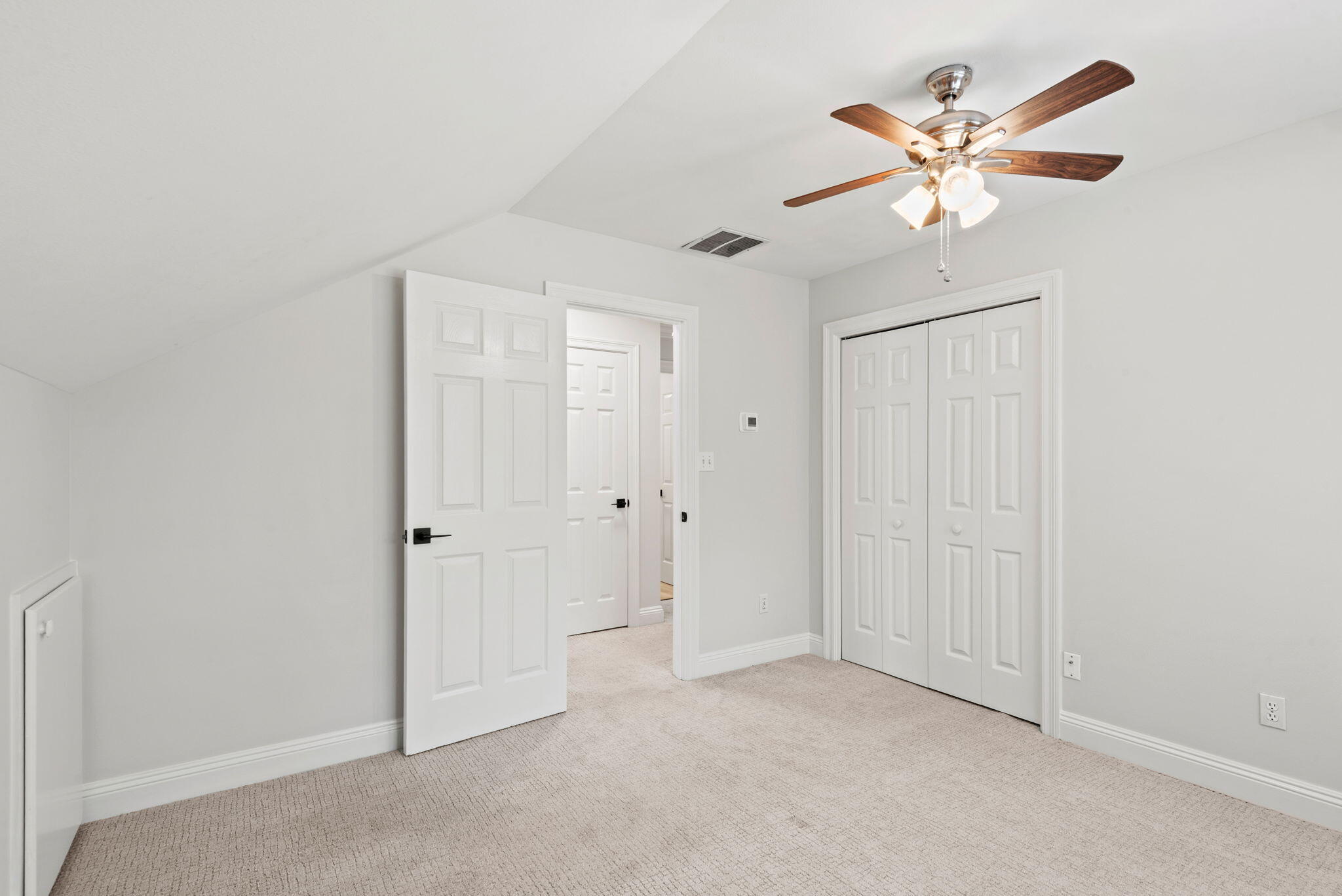 TURNBERRY PLACE - Residential