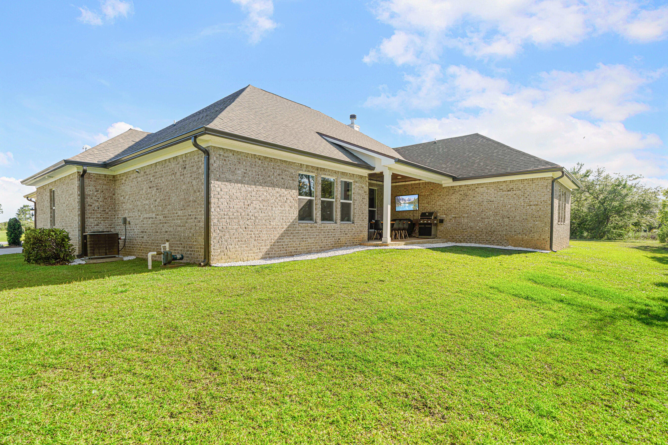 WINDSWEPT ESTATES - Residential