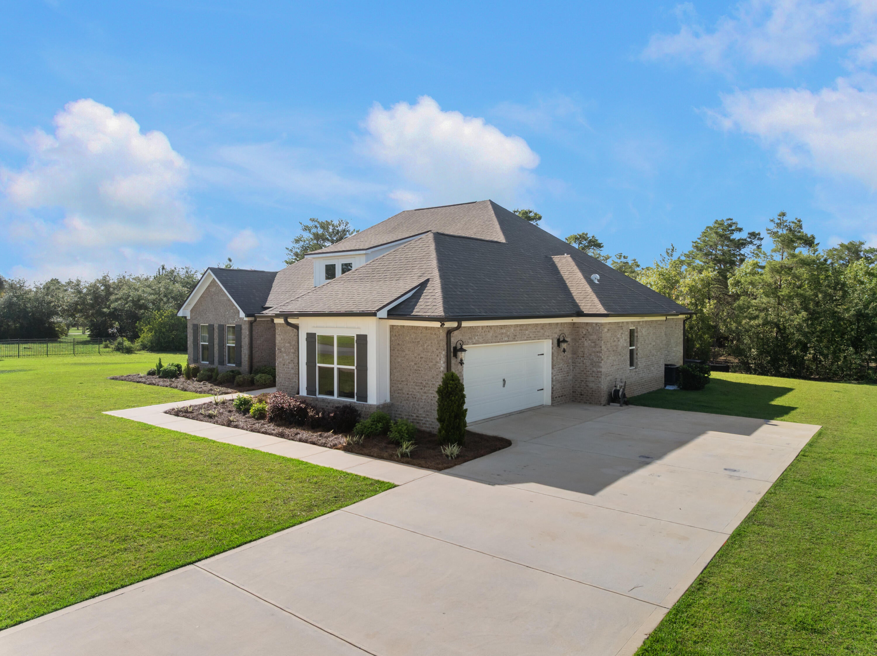 WINDSWEPT ESTATES - Residential