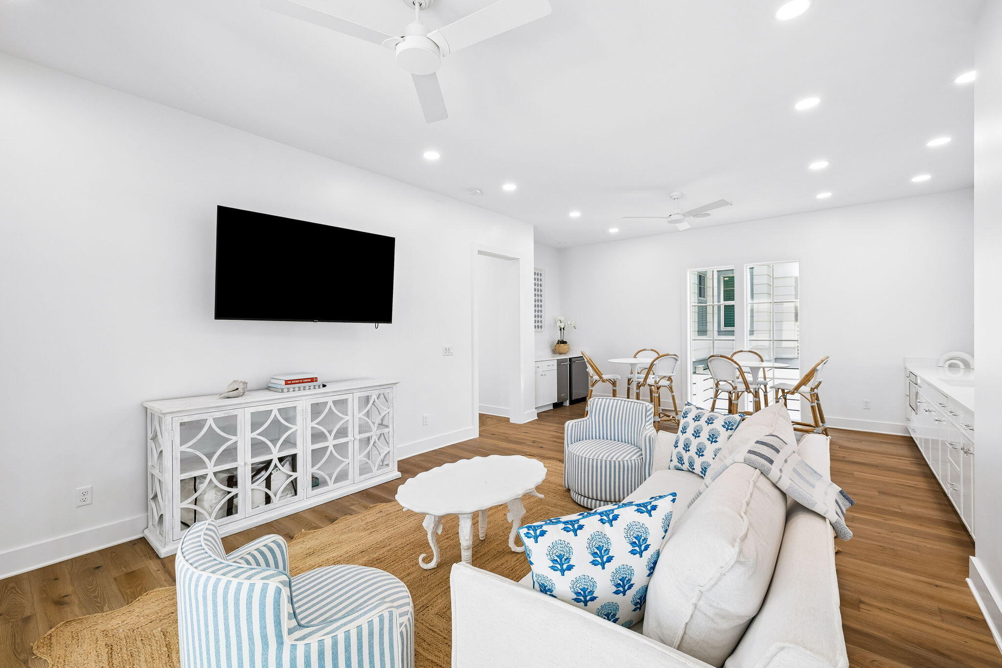 NO RECORDED SUBDIVISION - Residential