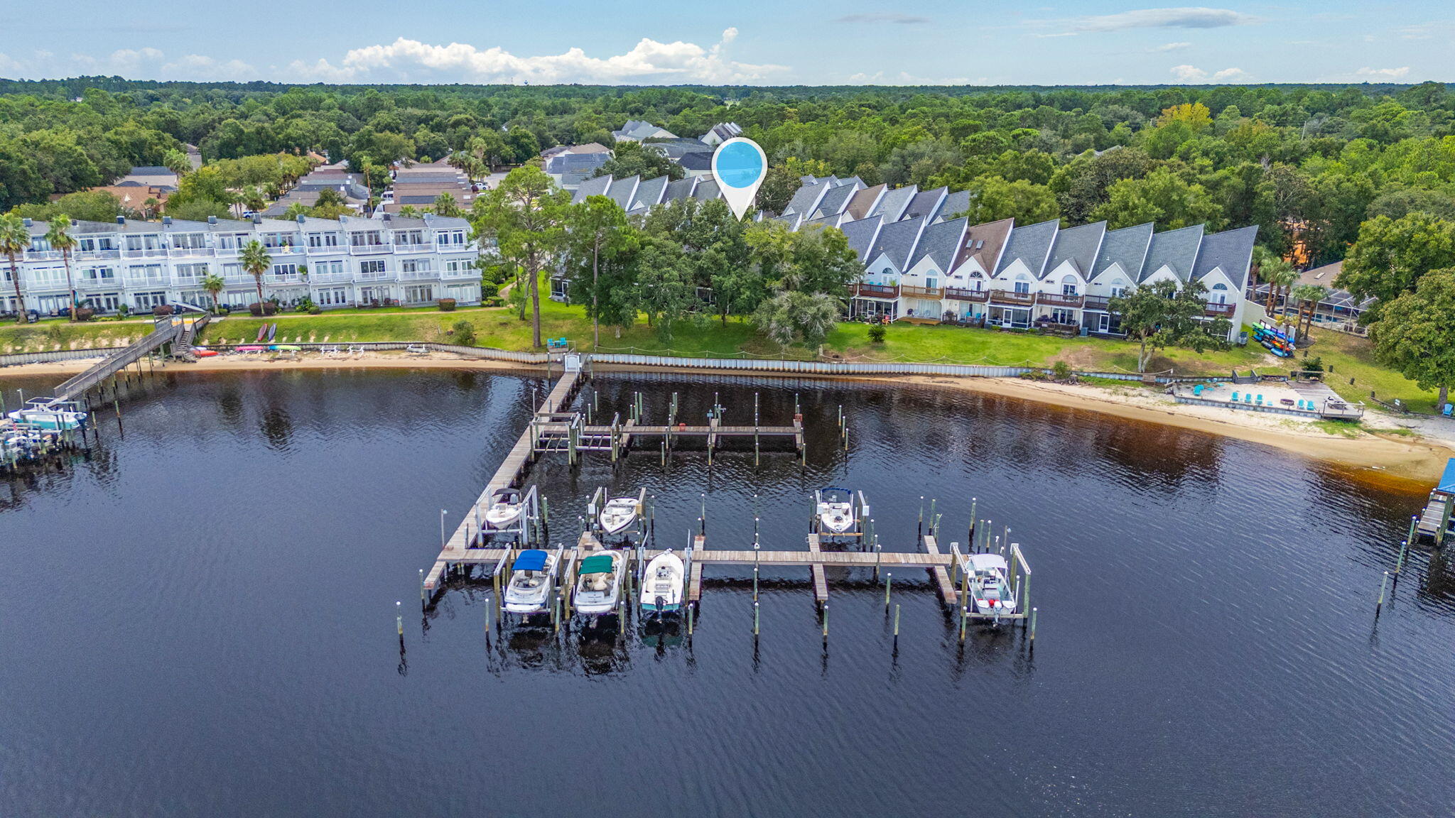 HIDDEN BAY VILLAGE - Residential