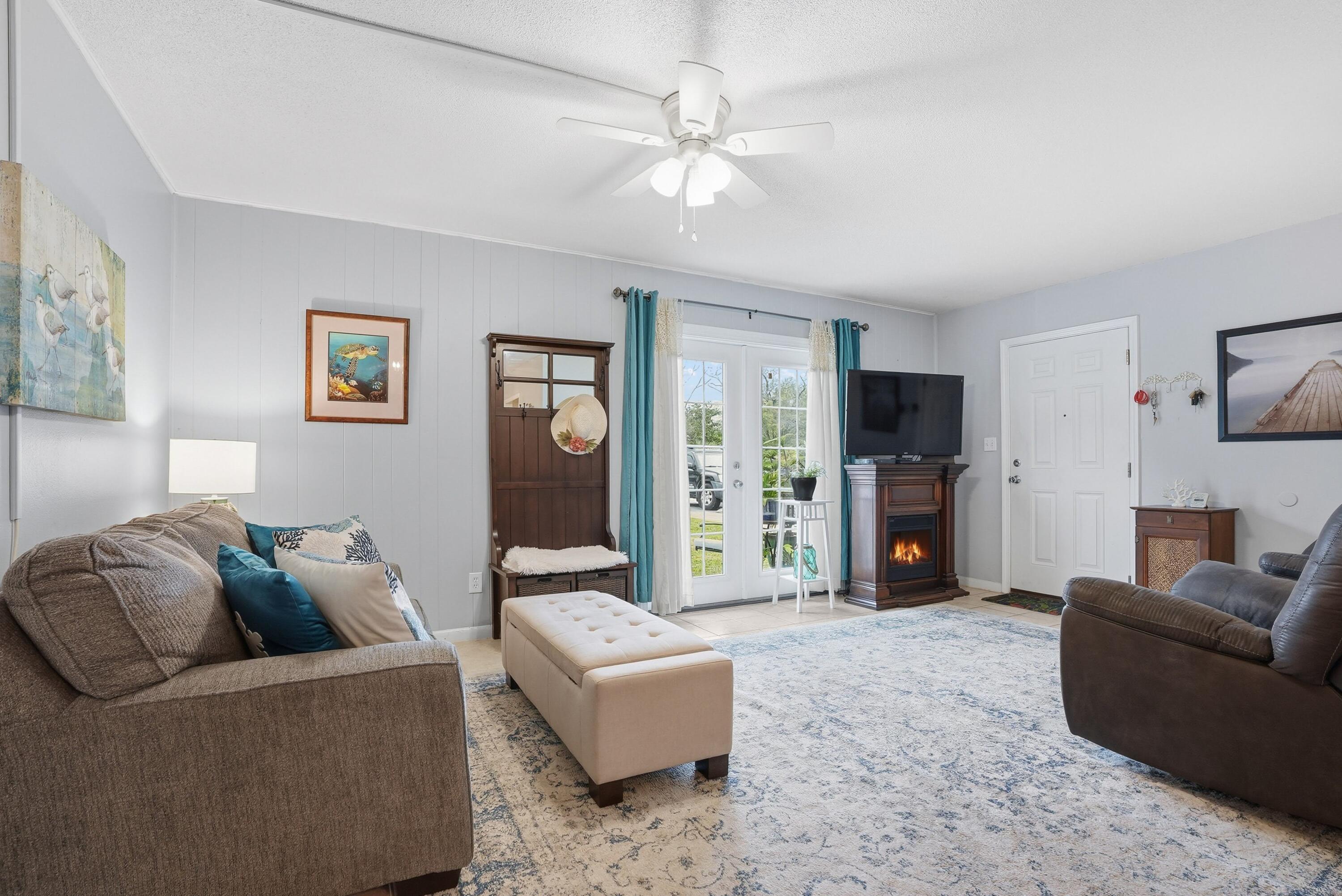 LANDMARK CONDO - Residential