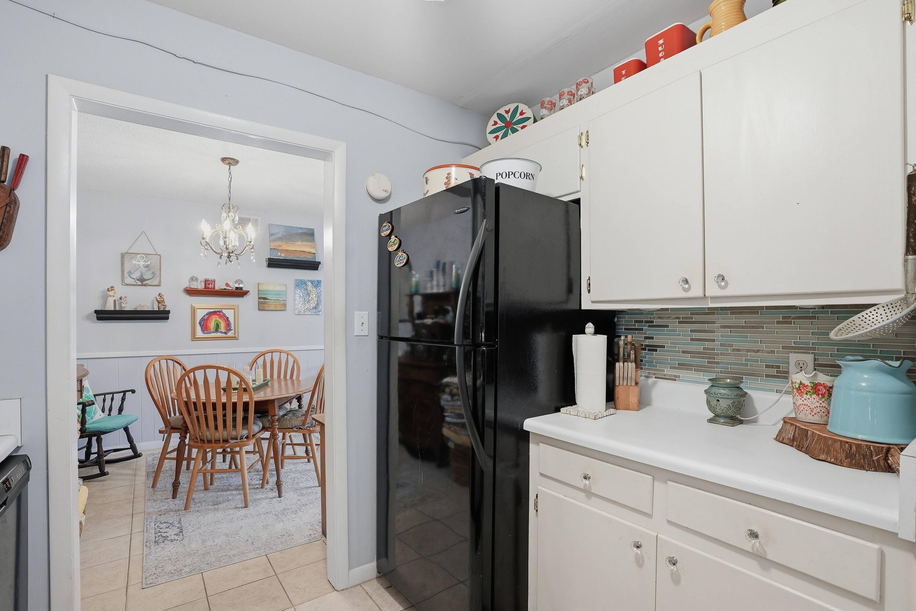 LANDMARK CONDO - Residential