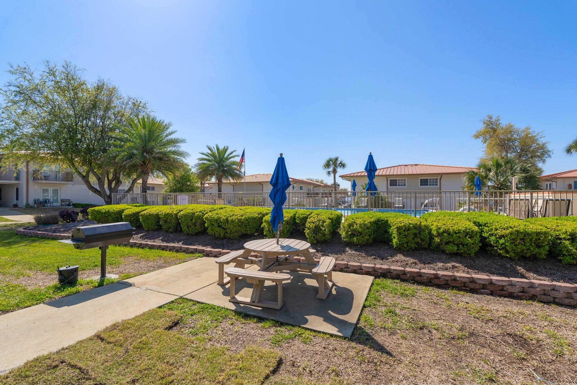 LANDMARK CONDO - Residential