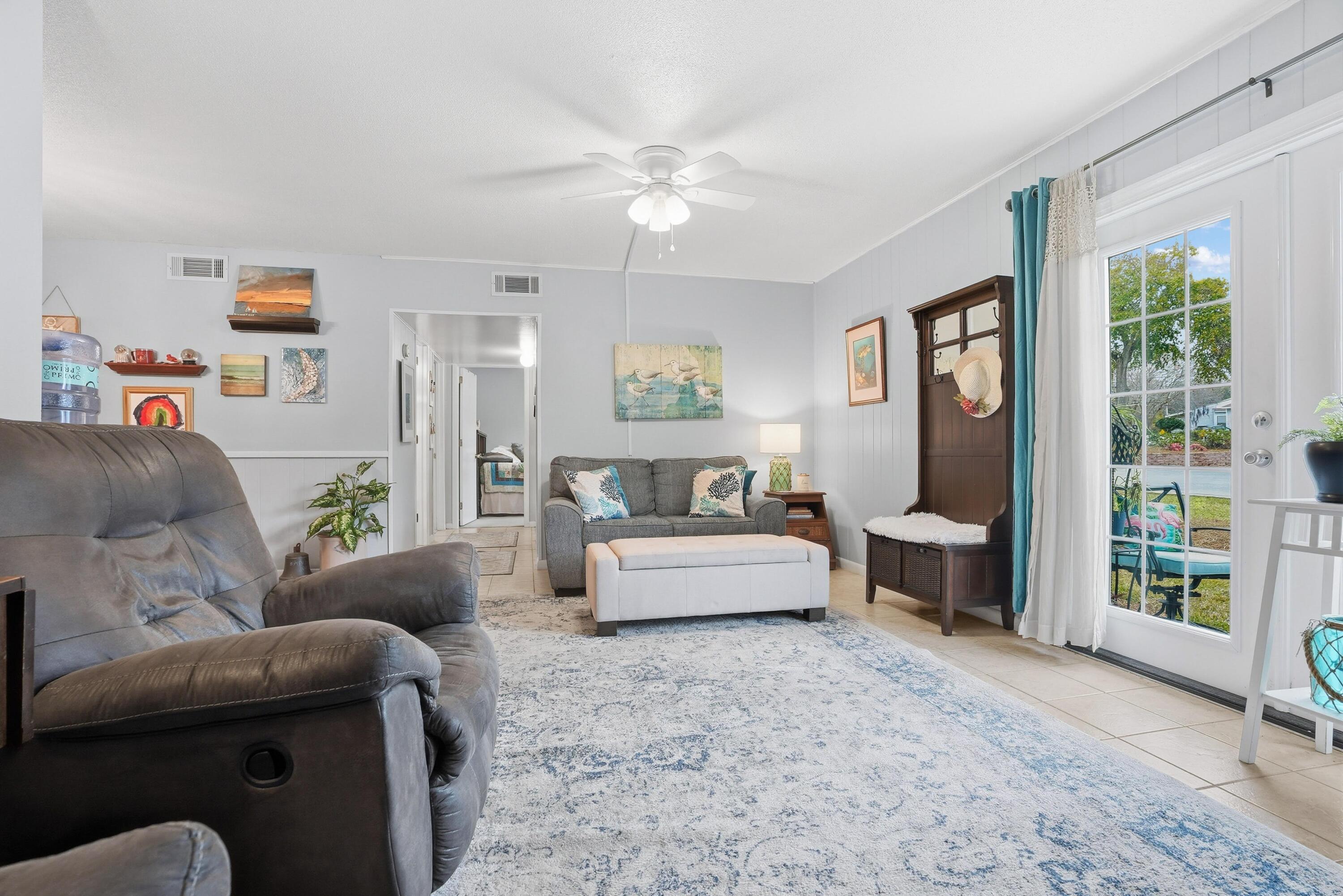 LANDMARK CONDO - Residential