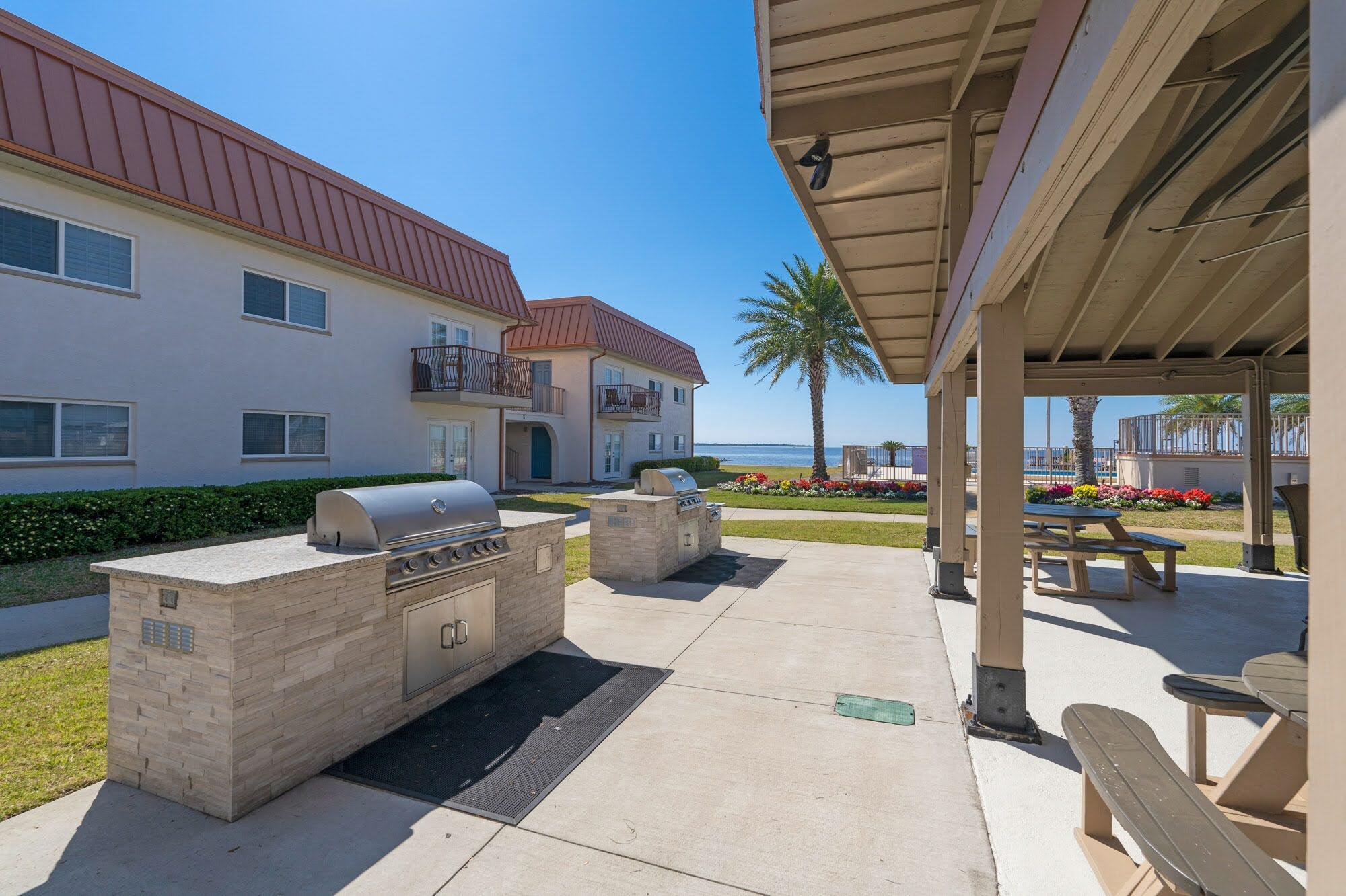 LANDMARK CONDO - Residential