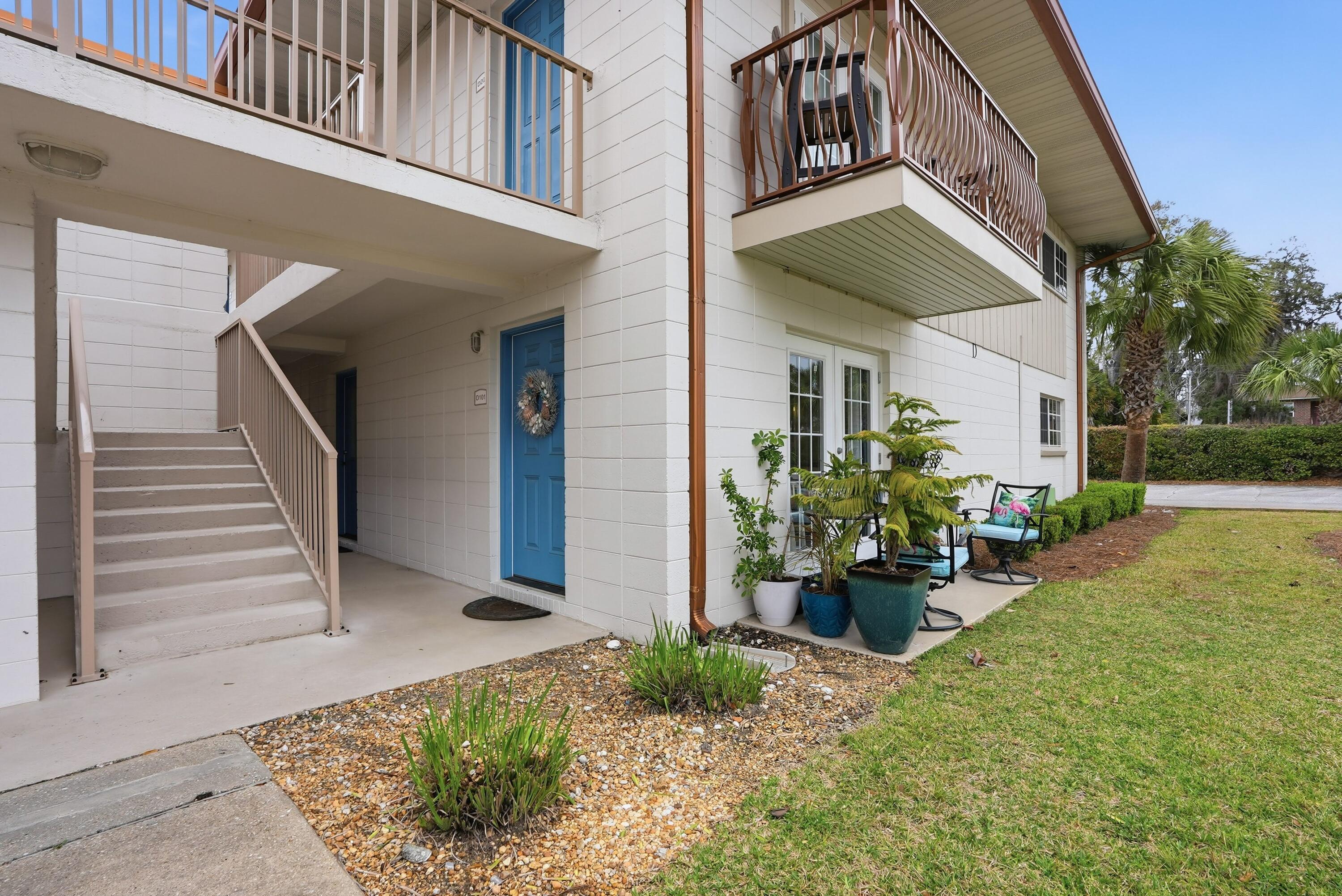 LANDMARK CONDO - Residential