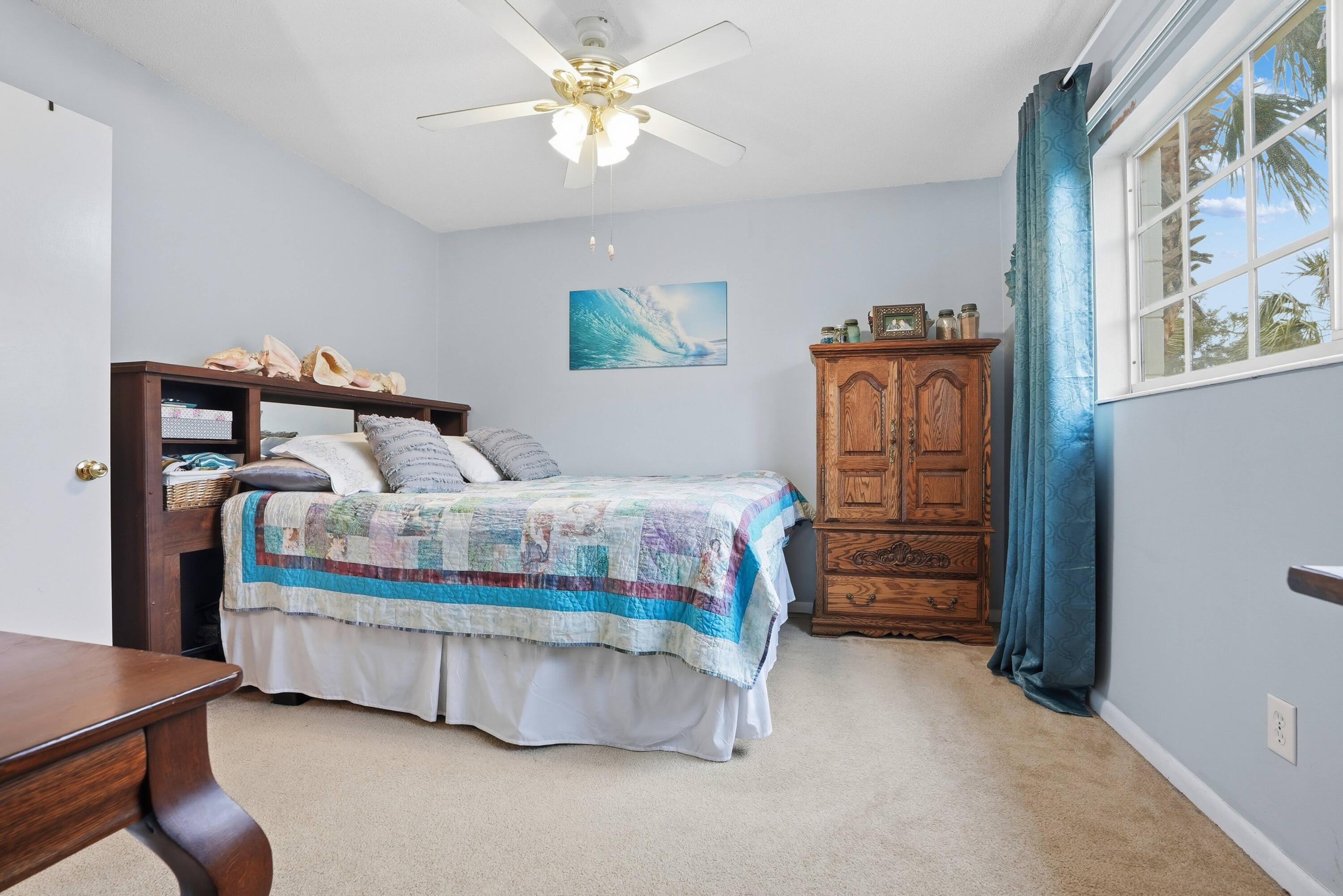 LANDMARK CONDO - Residential