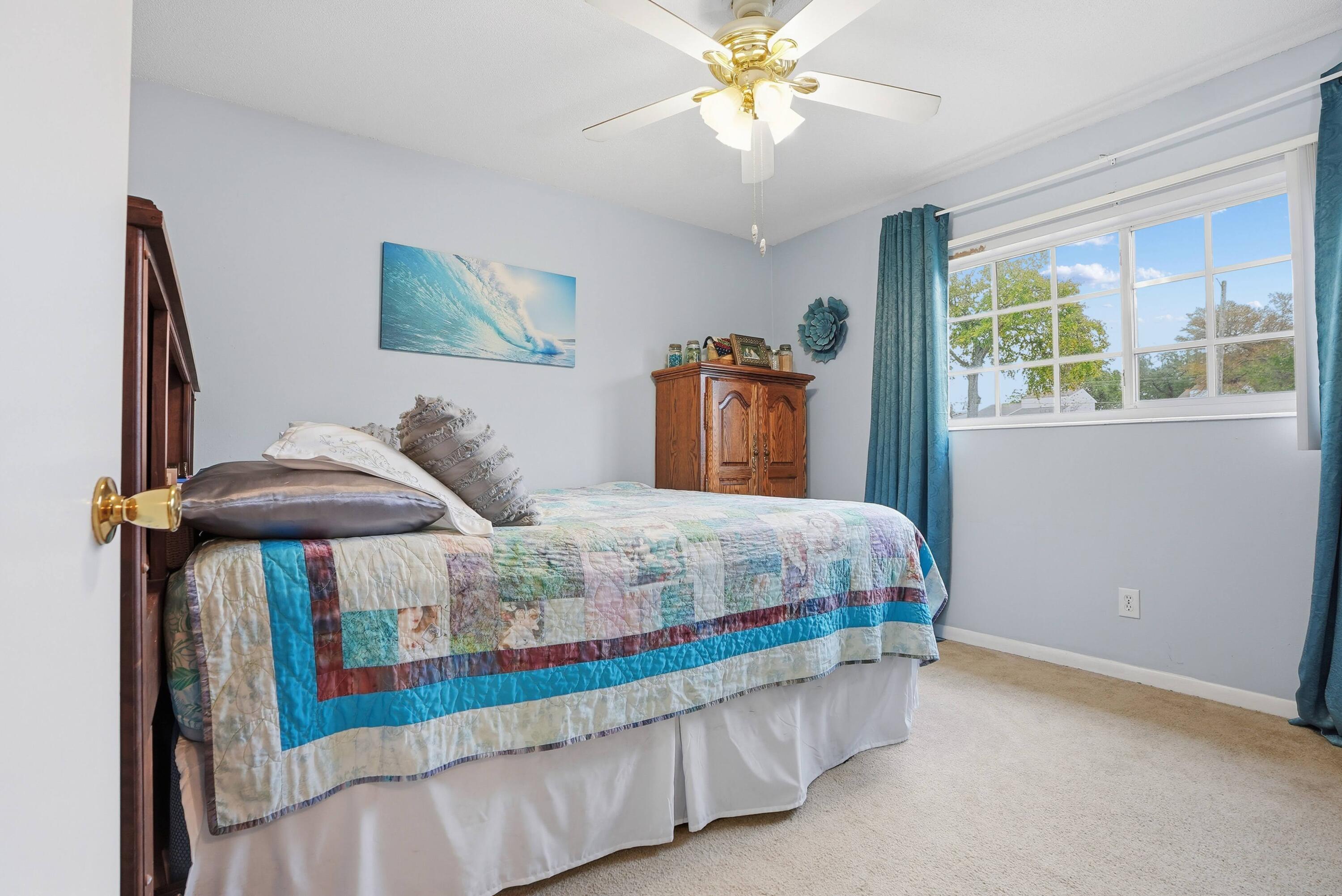 LANDMARK CONDO - Residential