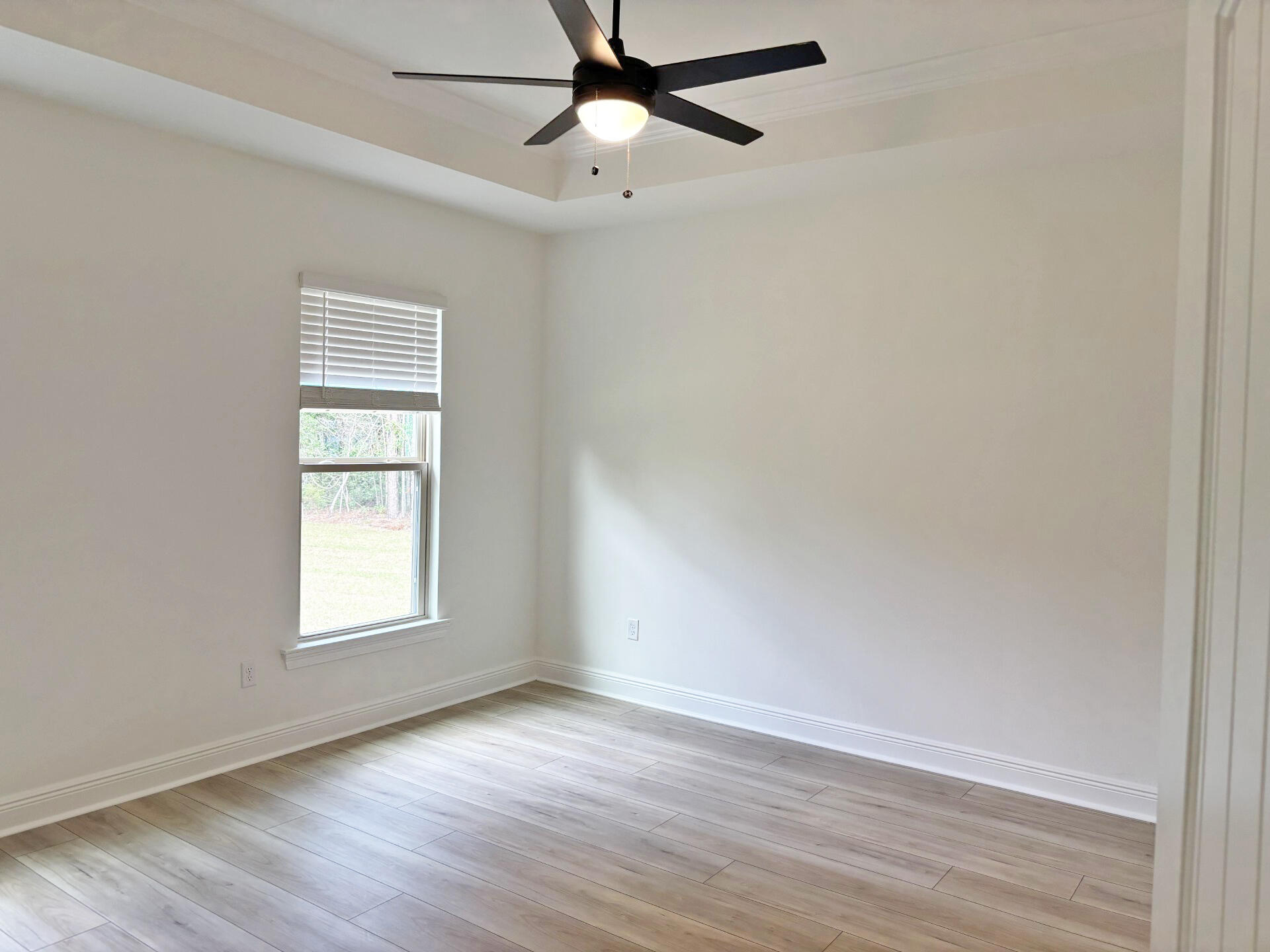 YOUNG OAKS - Residential