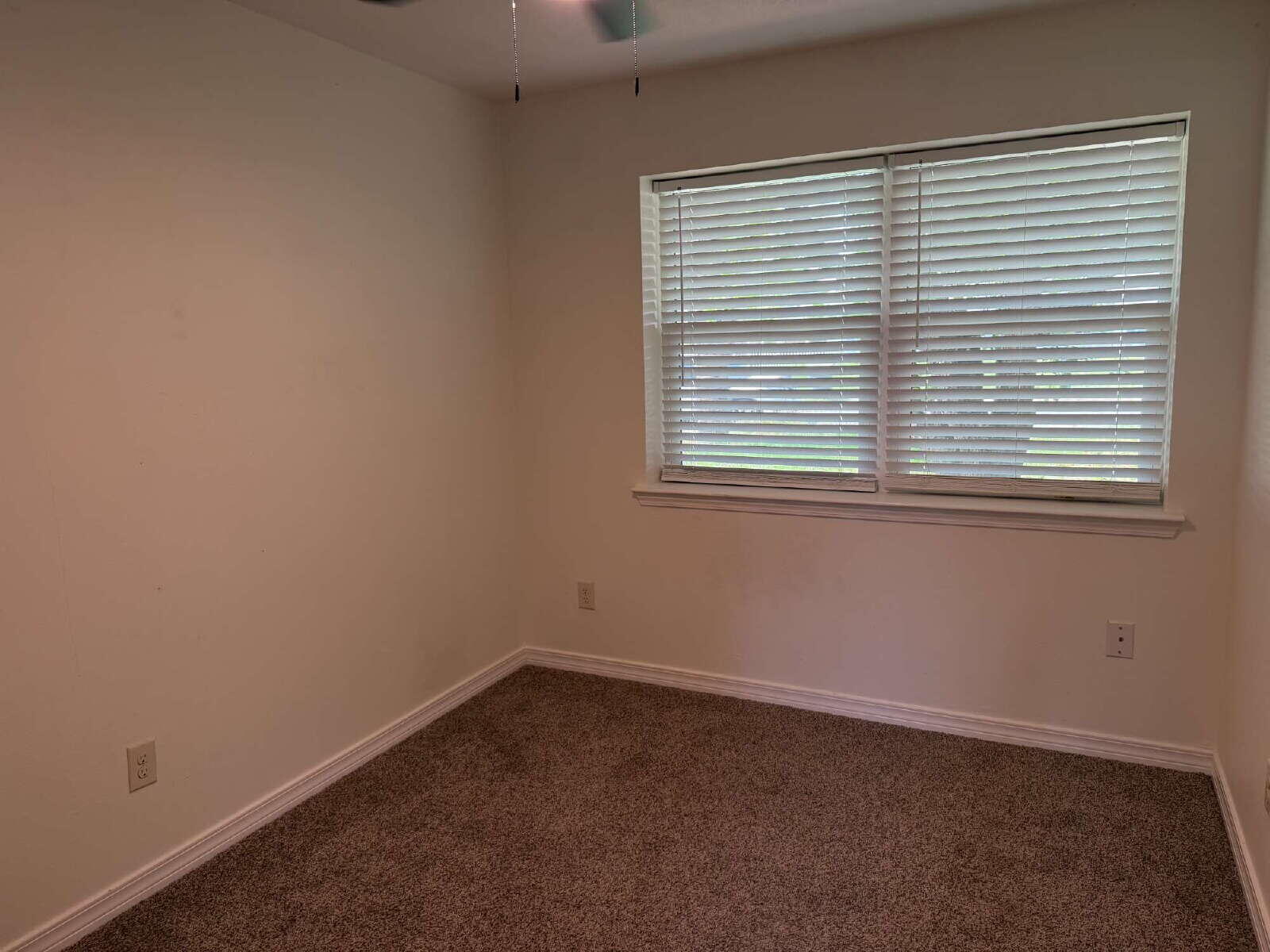 SEABREEZE 5TH ADDN - Residential Lease