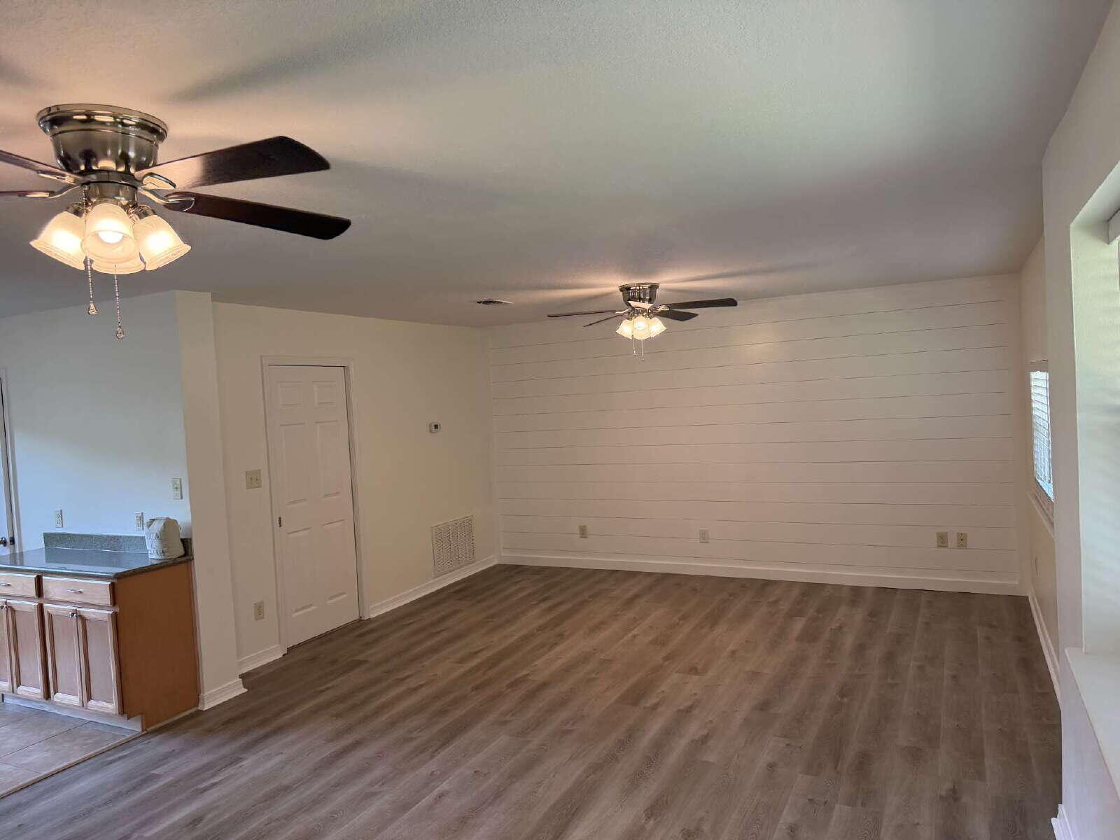 SEABREEZE 5TH ADDN - Residential Lease
