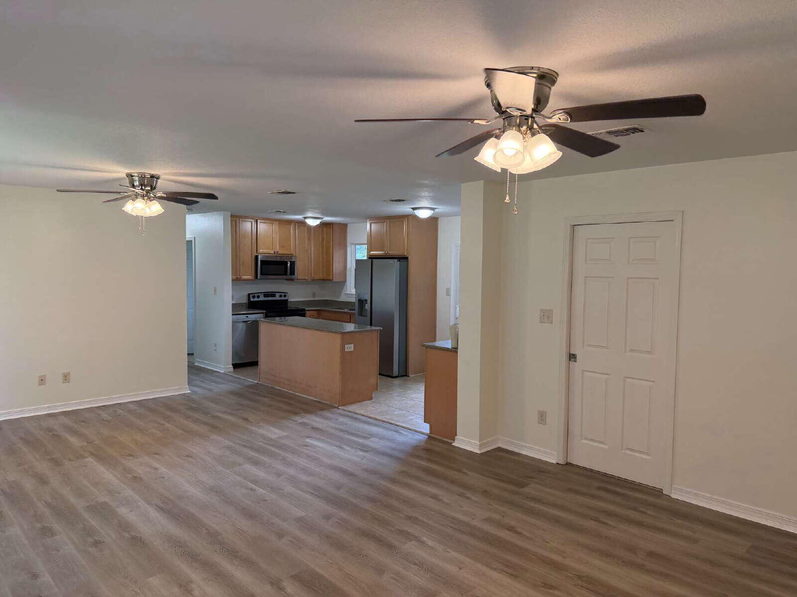 SEABREEZE 5TH ADDN - Residential Lease