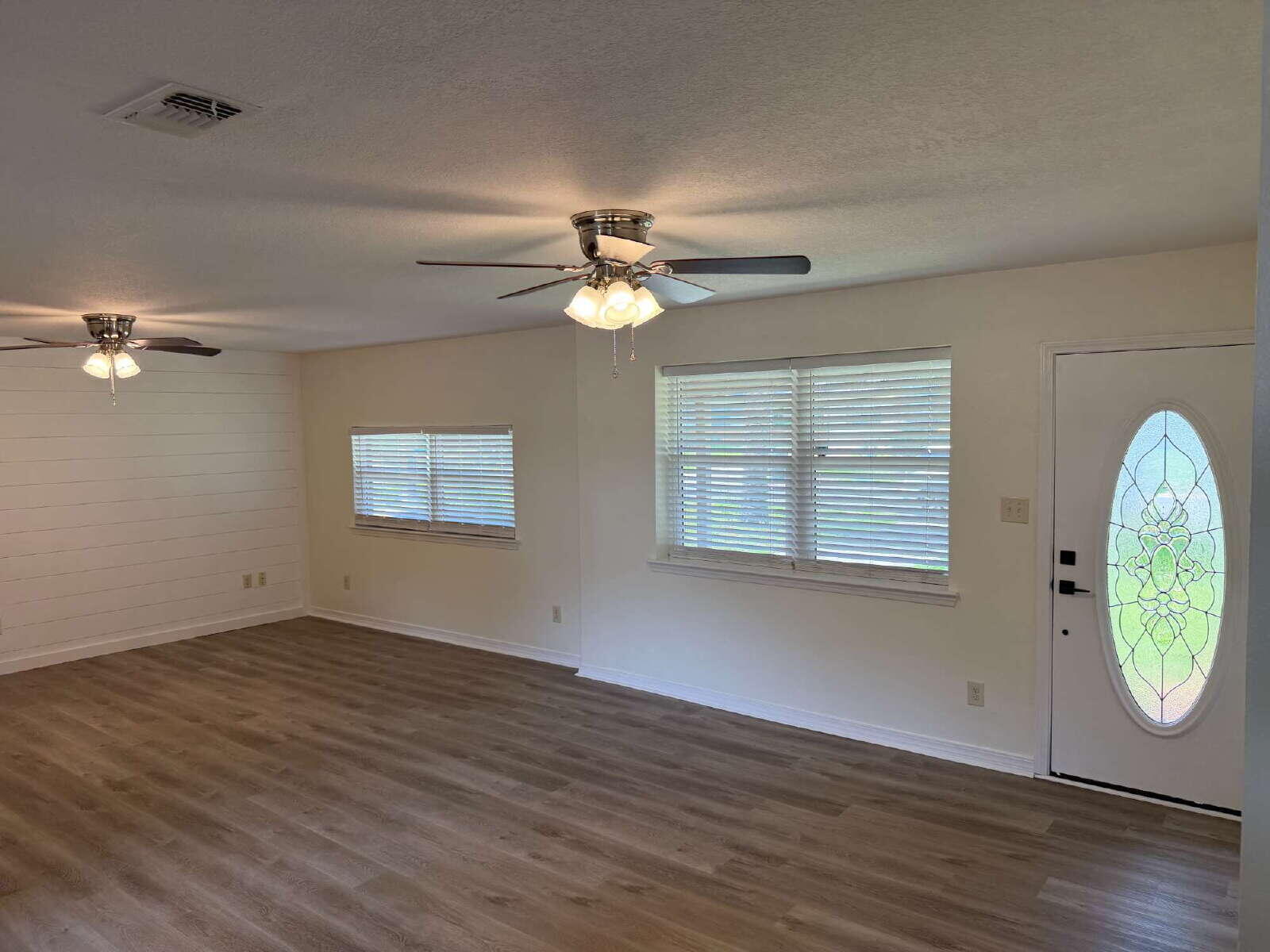 SEABREEZE 5TH ADDN - Residential Lease