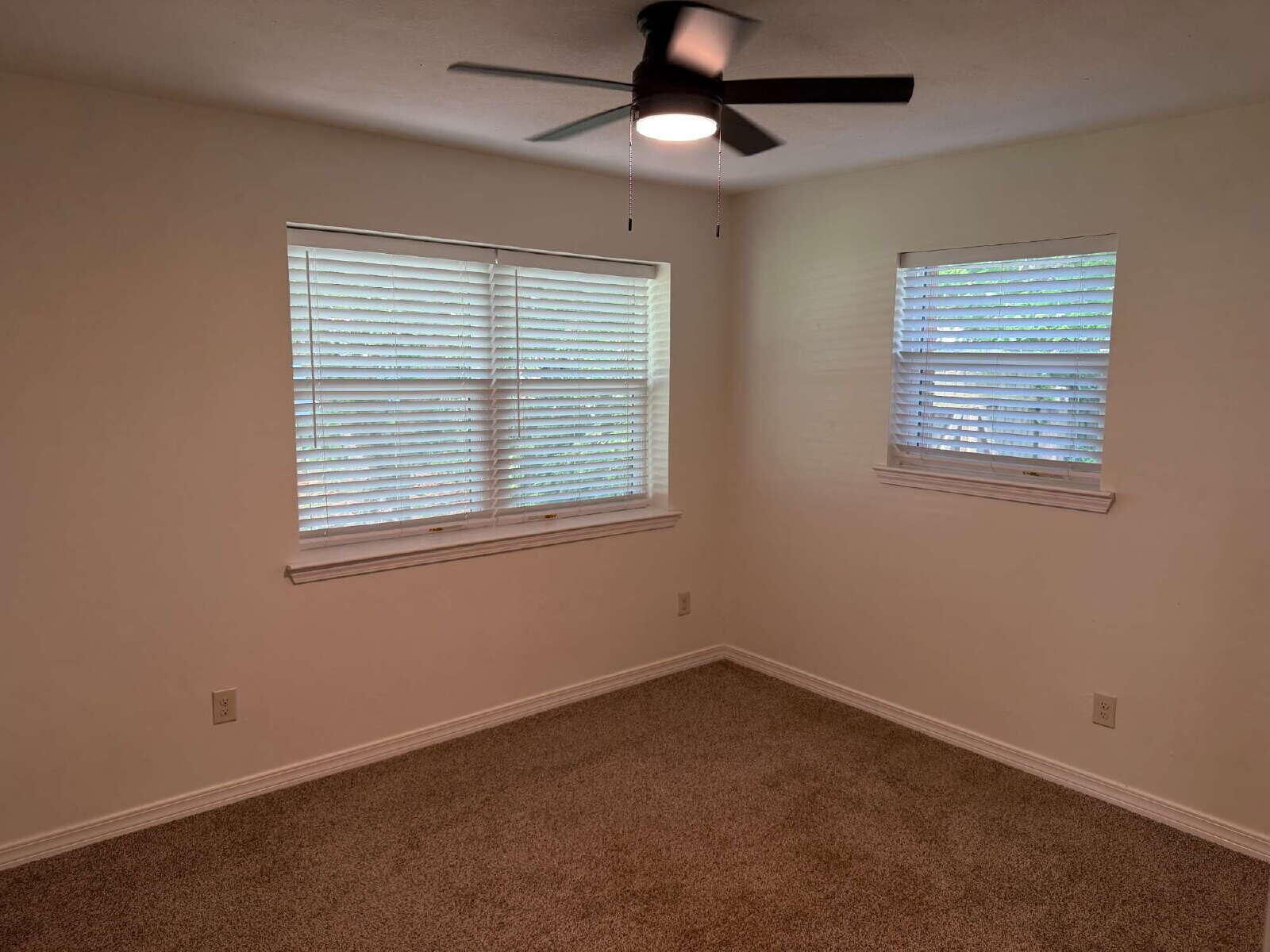 SEABREEZE 5TH ADDN - Residential Lease