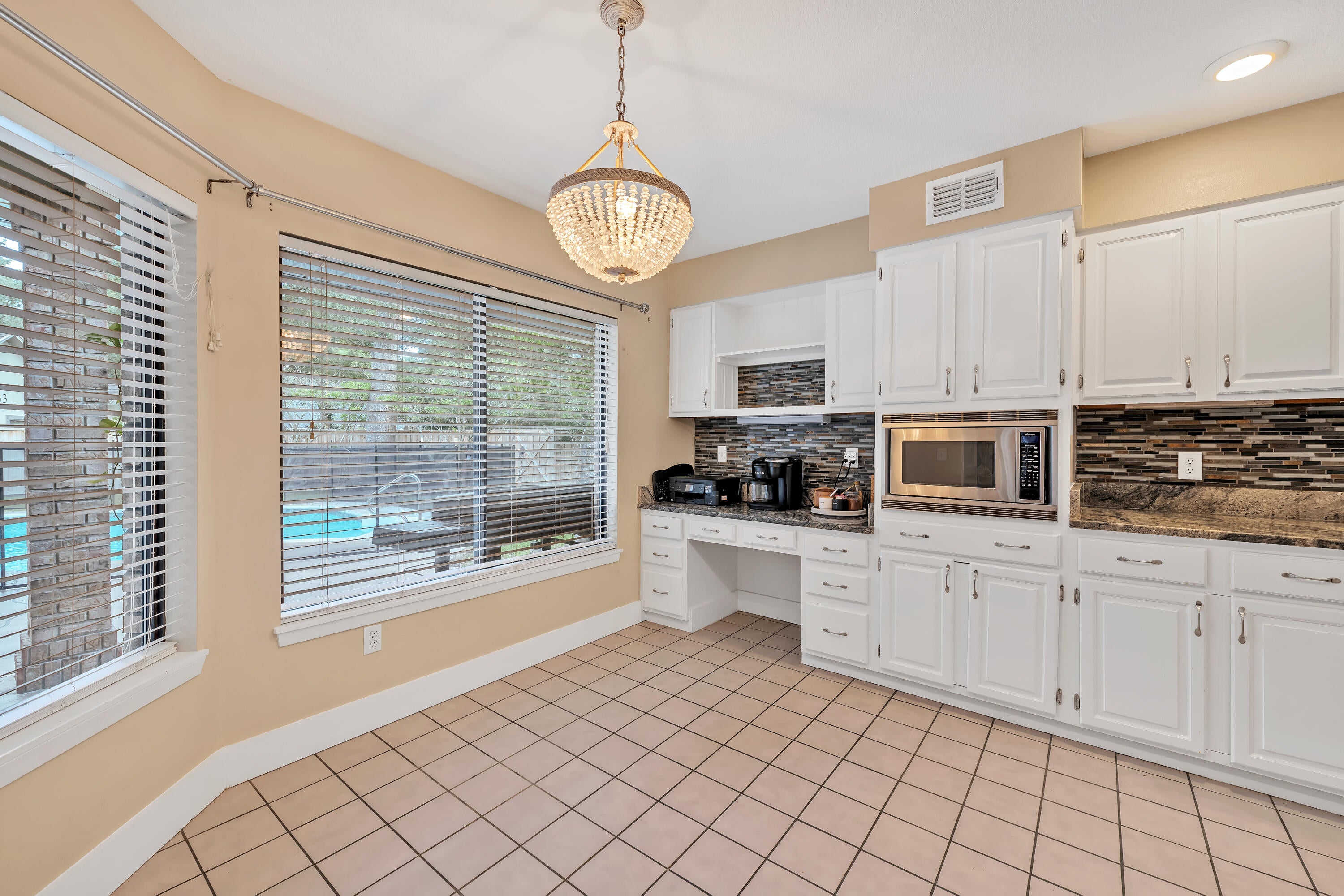 WINDWARD PH 3 - Residential