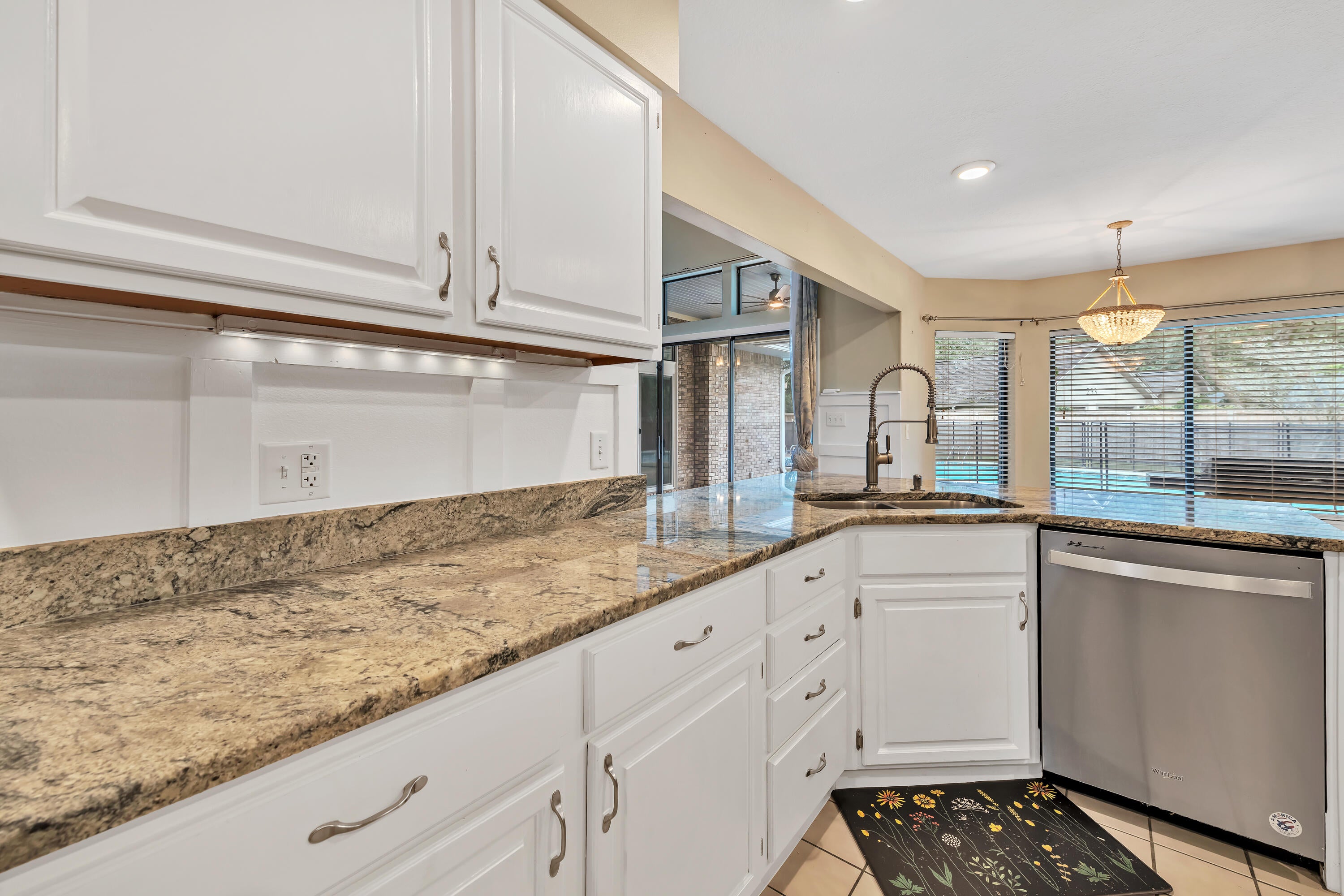 WINDWARD PH 3 - Residential