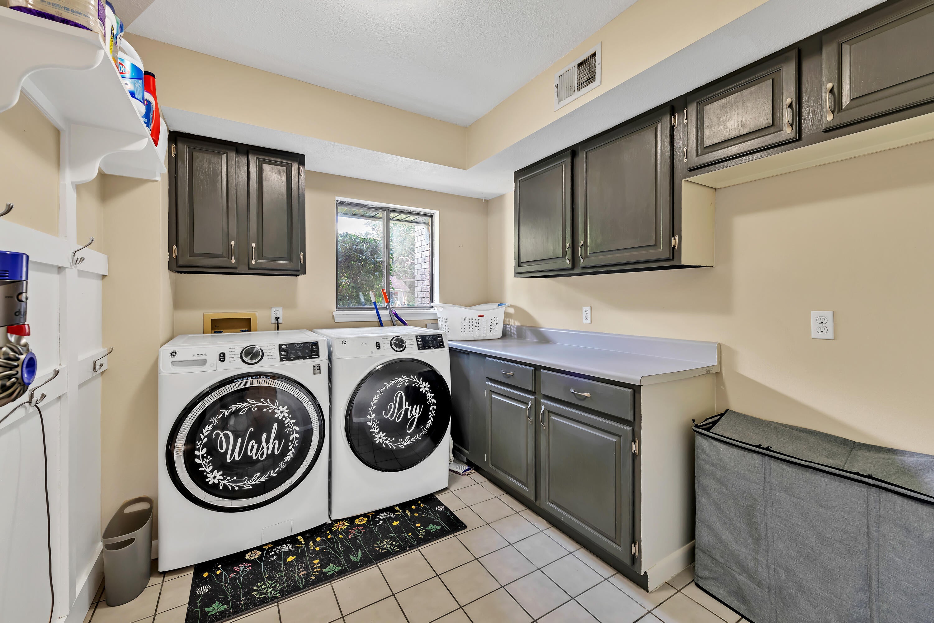 WINDWARD PH 3 - Residential