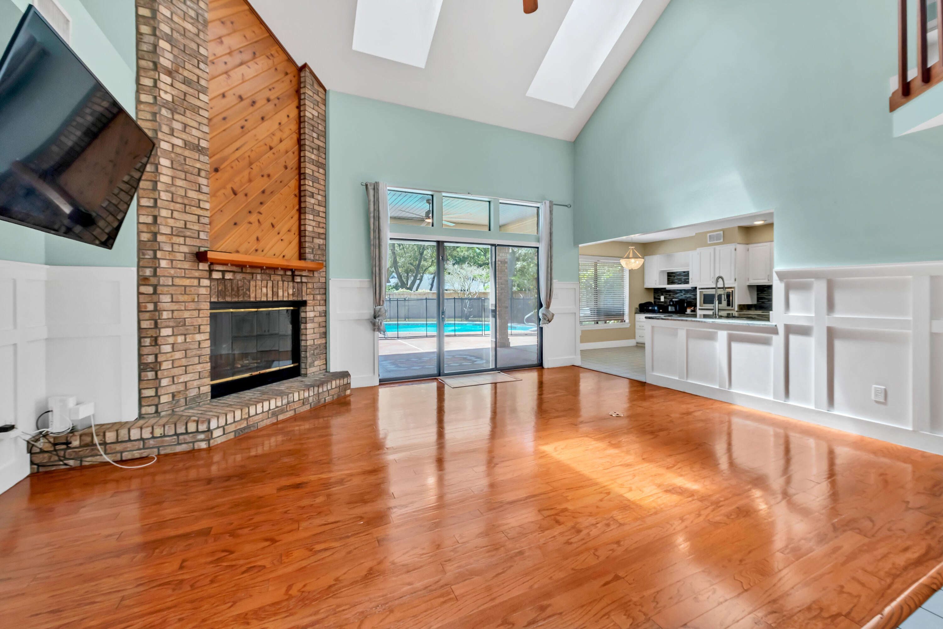 WINDWARD PH 3 - Residential