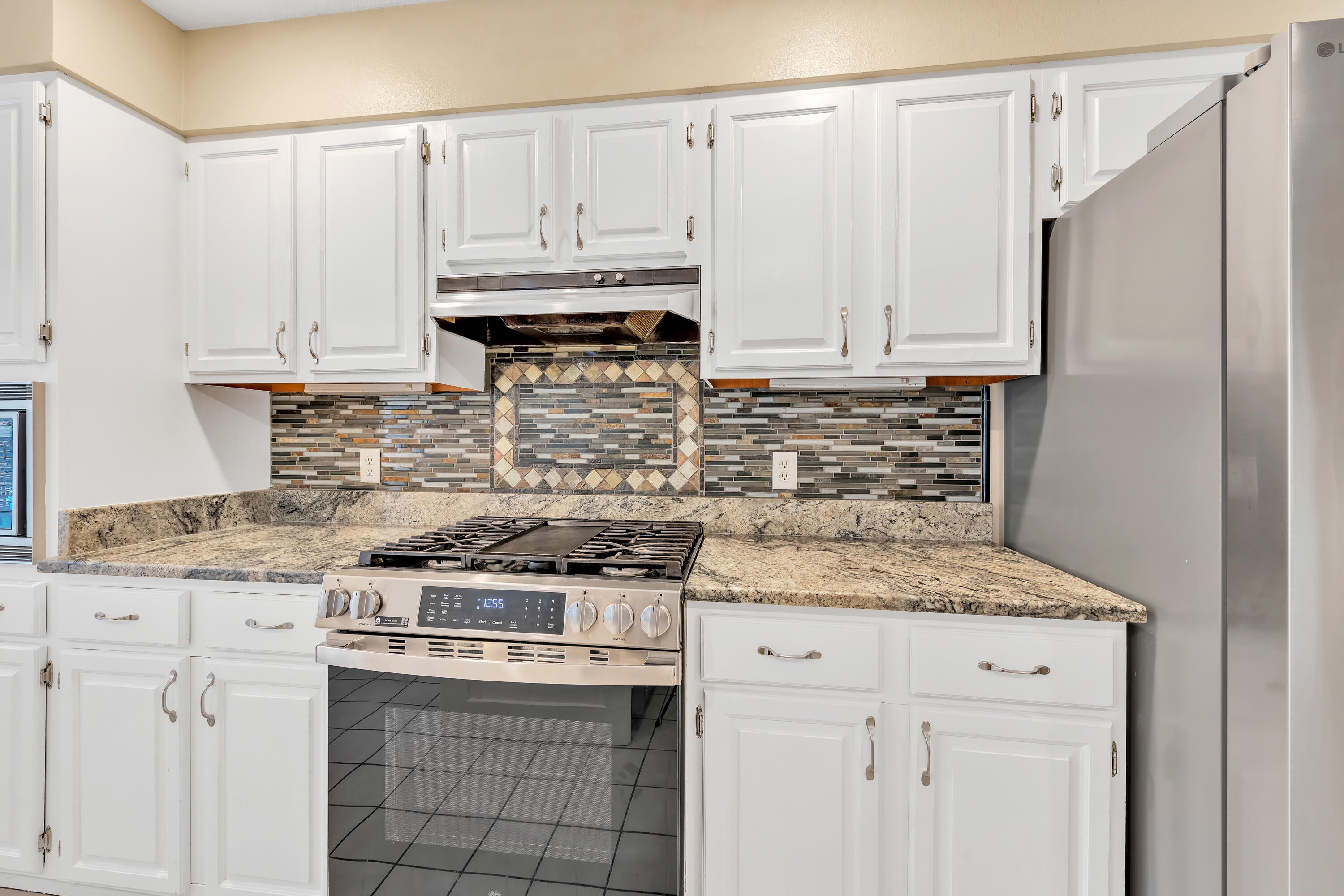 WINDWARD PH 3 - Residential