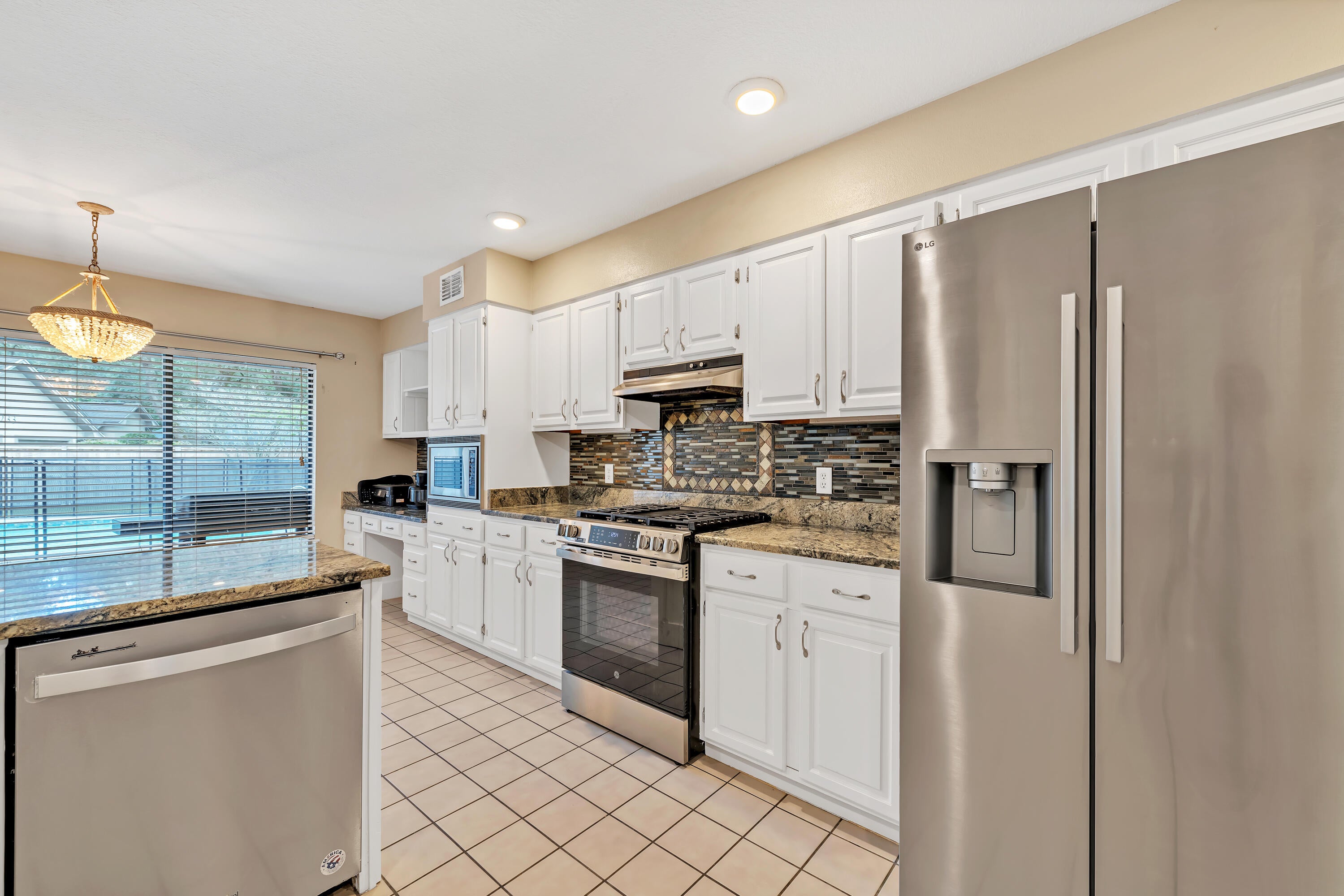 WINDWARD PH 3 - Residential