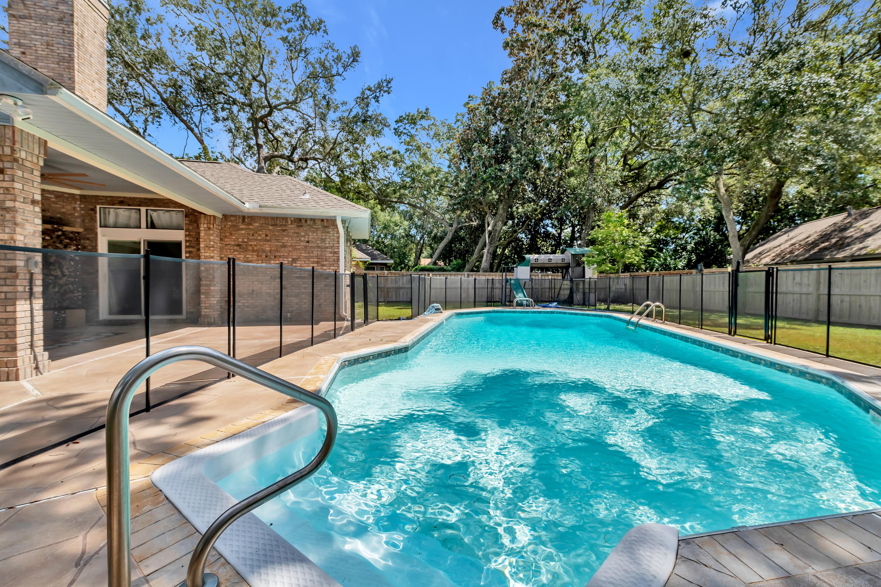 WINDWARD PH 3 - Residential