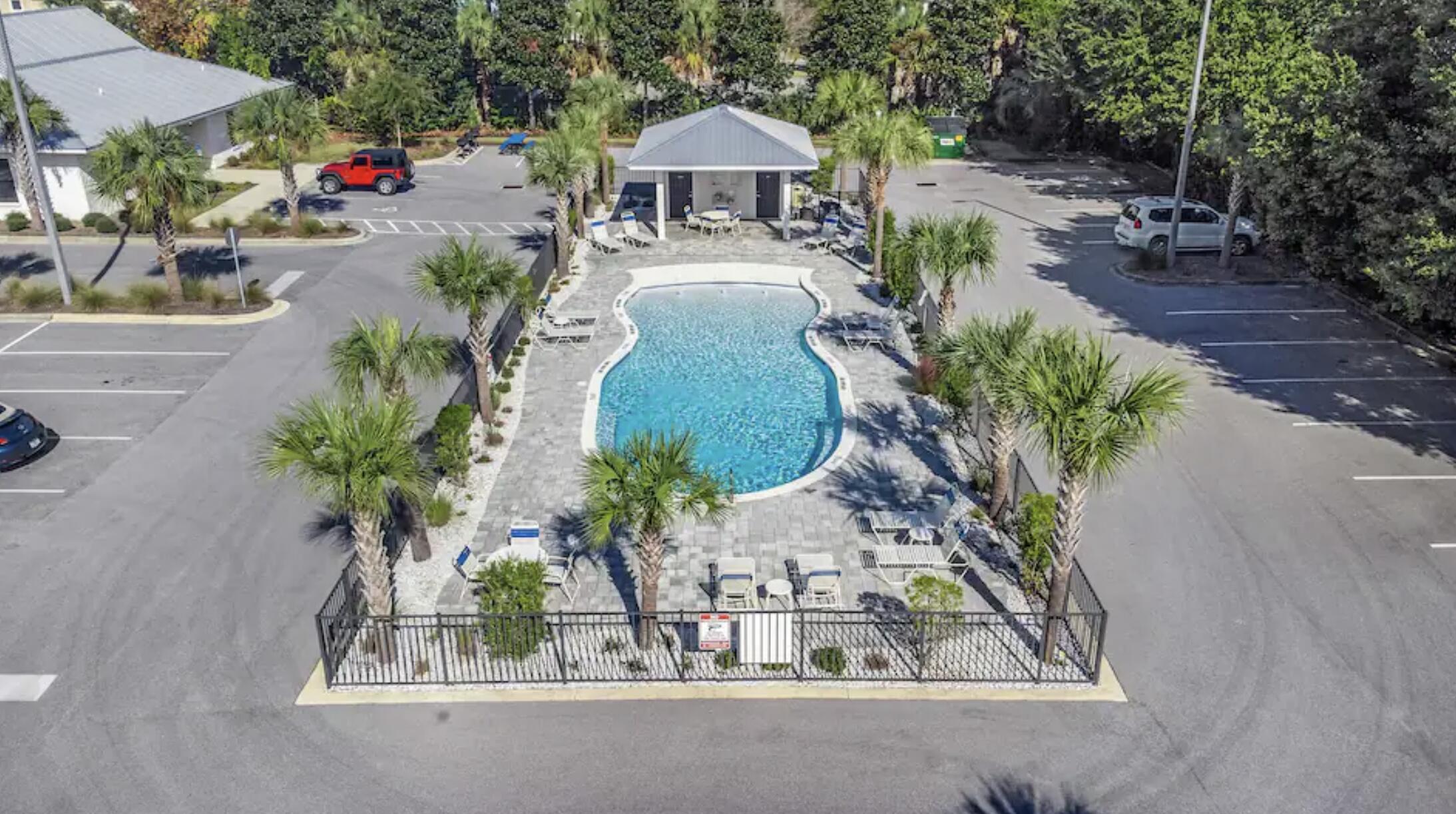 Hidden Lake Condominiums - Residential