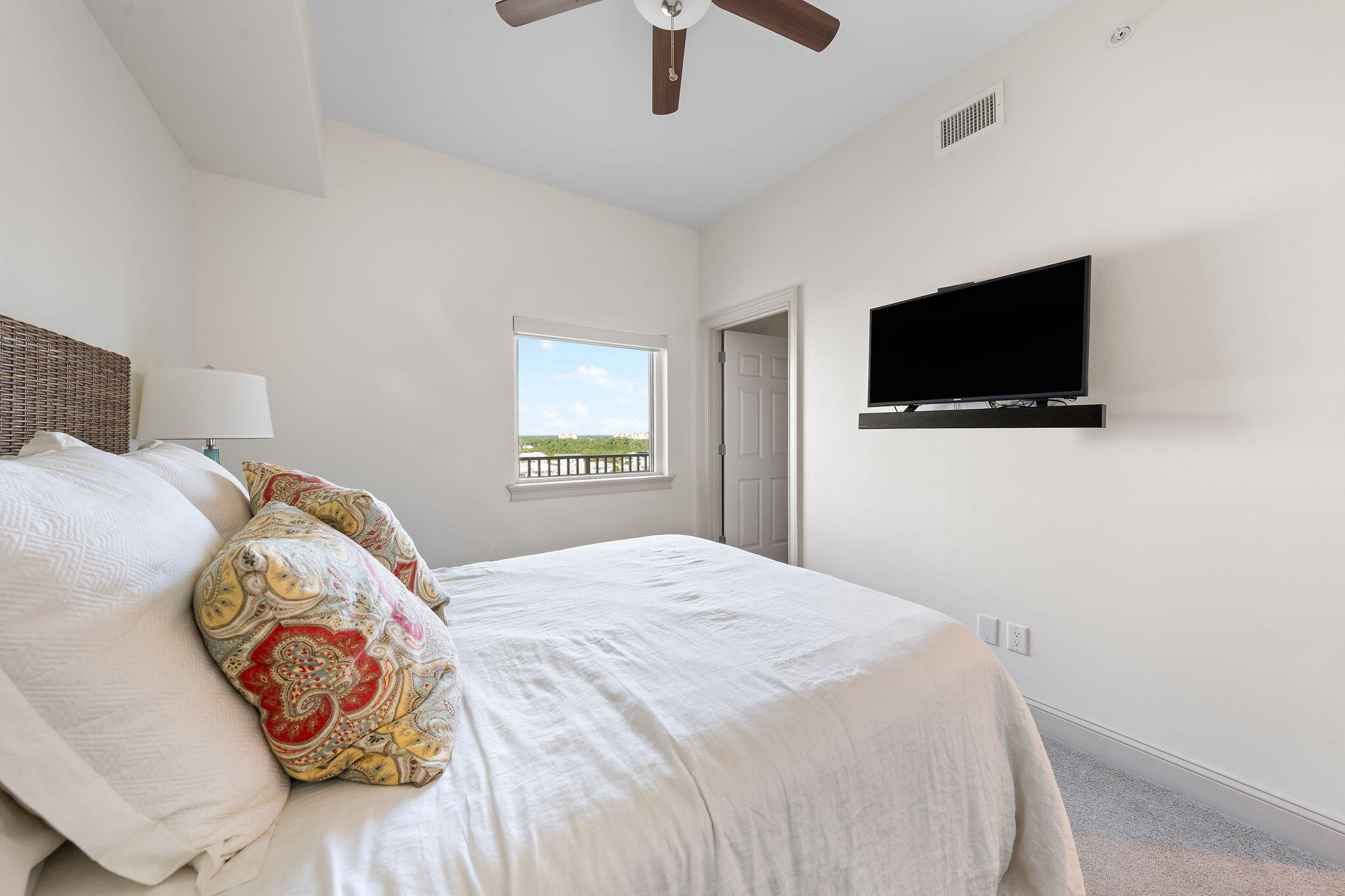 VISTA DEL MAR CONDO - Residential